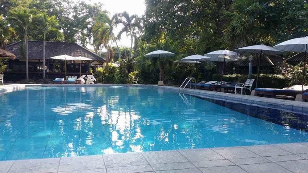 Hotel Let's Hyde & - Pool 4*
