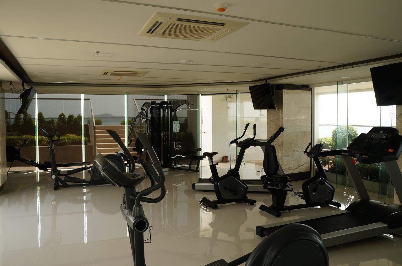 Apartment Stylish In Peak Towers *