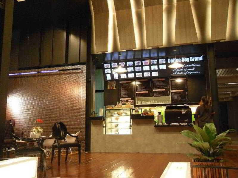Hotel Lantana Pattaya Hotel & Resort 4*