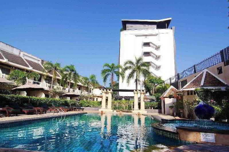 Lantana Pattaya Hotel & Resort 4* Pattaya