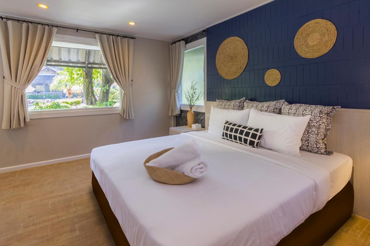 Let's Hyde & - Pool 4* Pattaya
