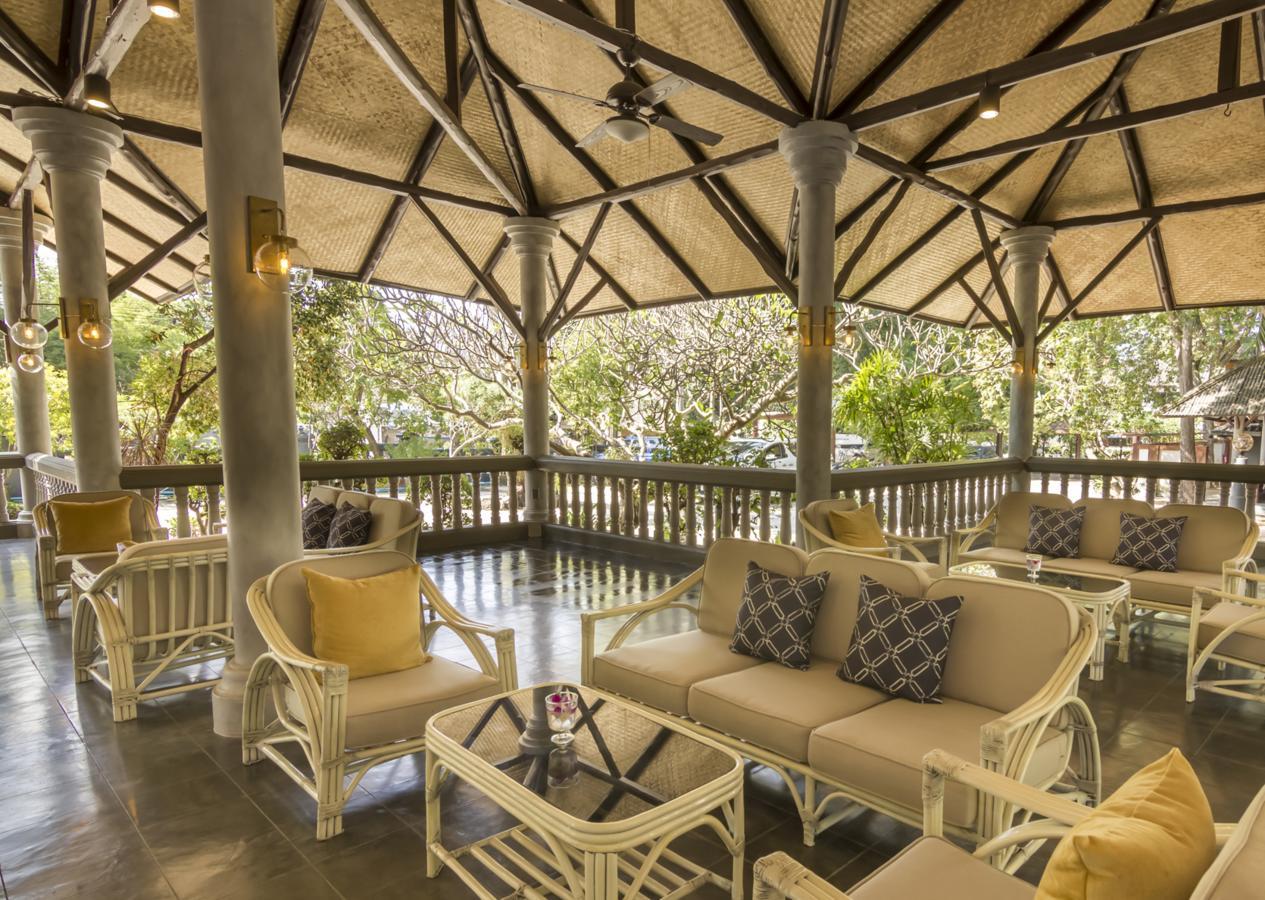 Let's Hyde & - Pool Hotel 4*