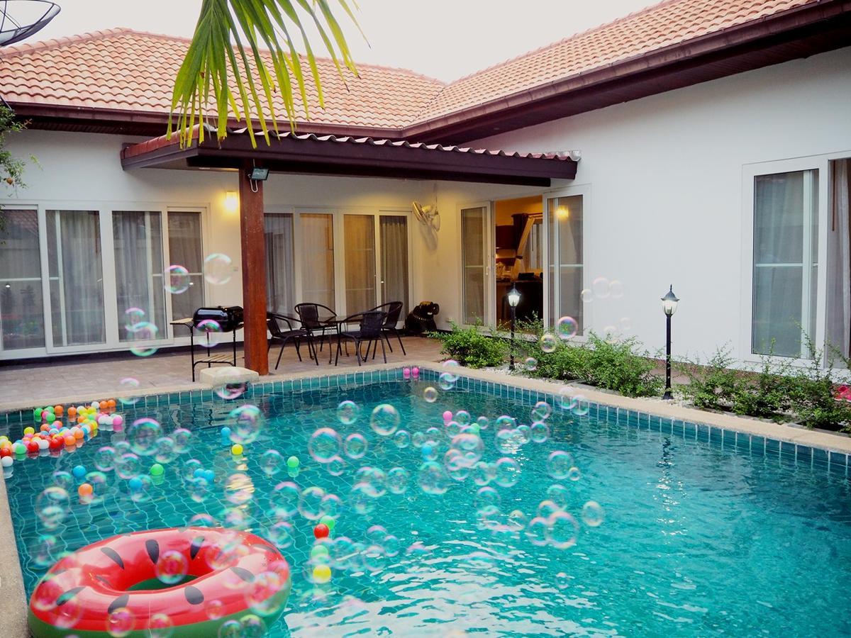 The Pool * Pattaya