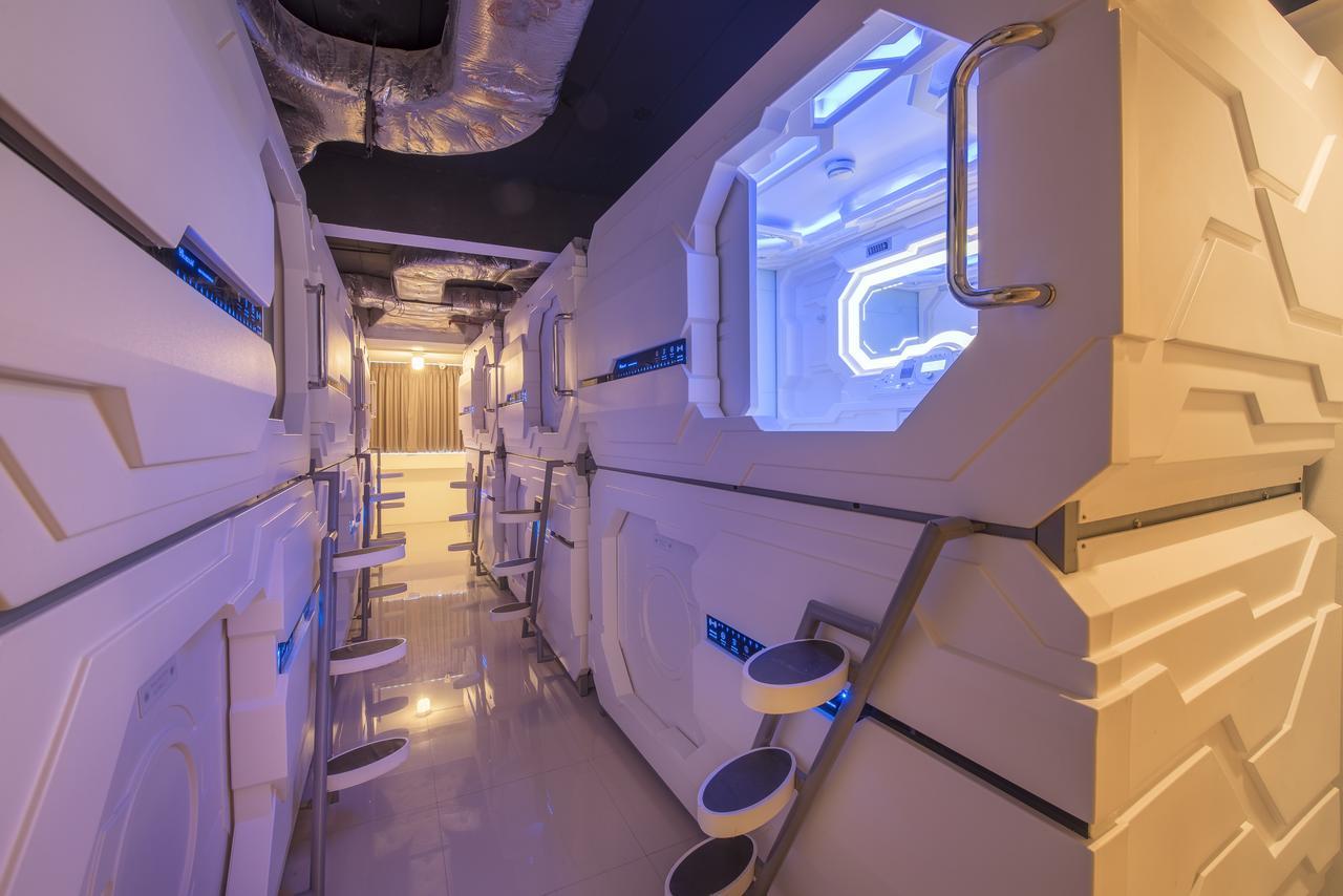 Hi Capsule (adults Only) Pattaya