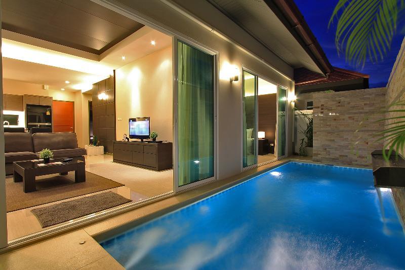 The Ville Jomtien Pool Villa *