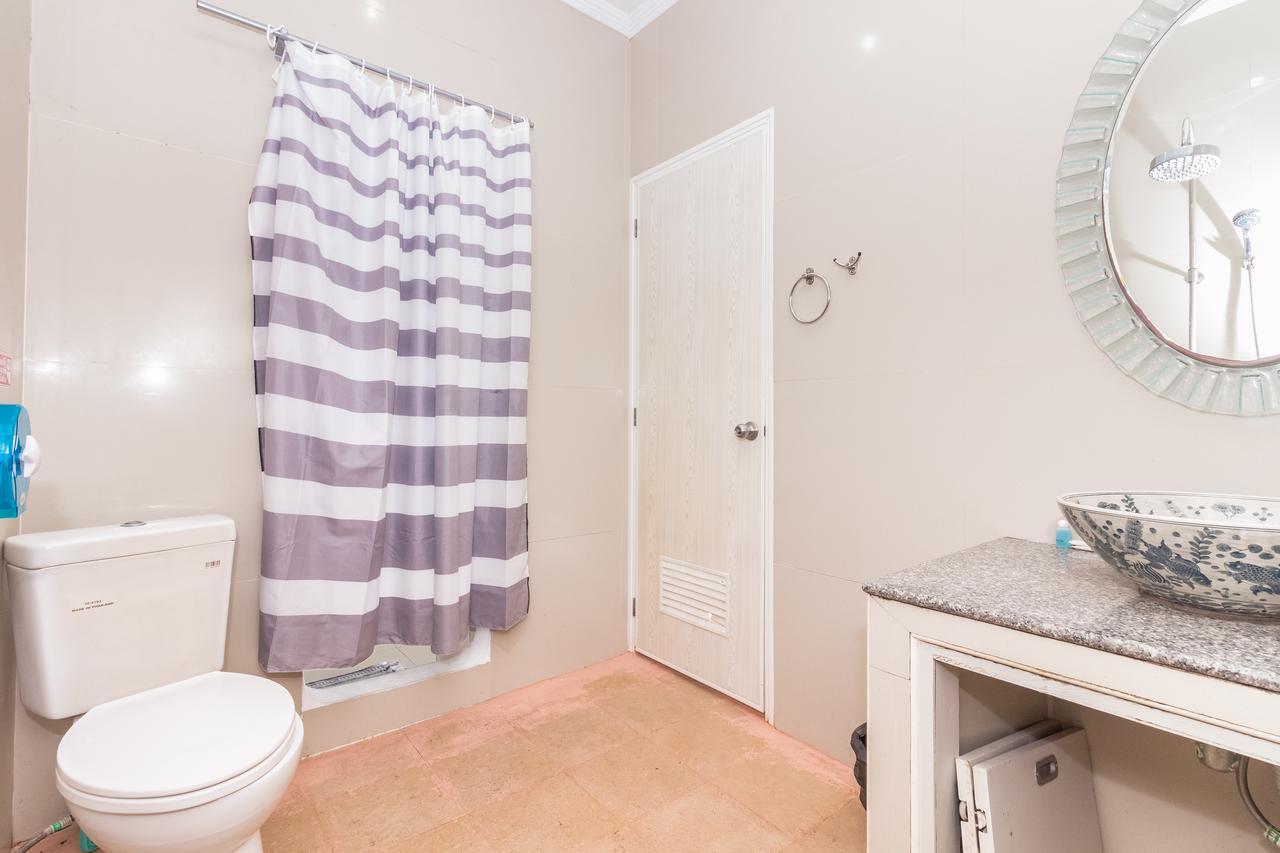 Villa Tewaree - House Walking Street 4 Bedrooms Pattaya