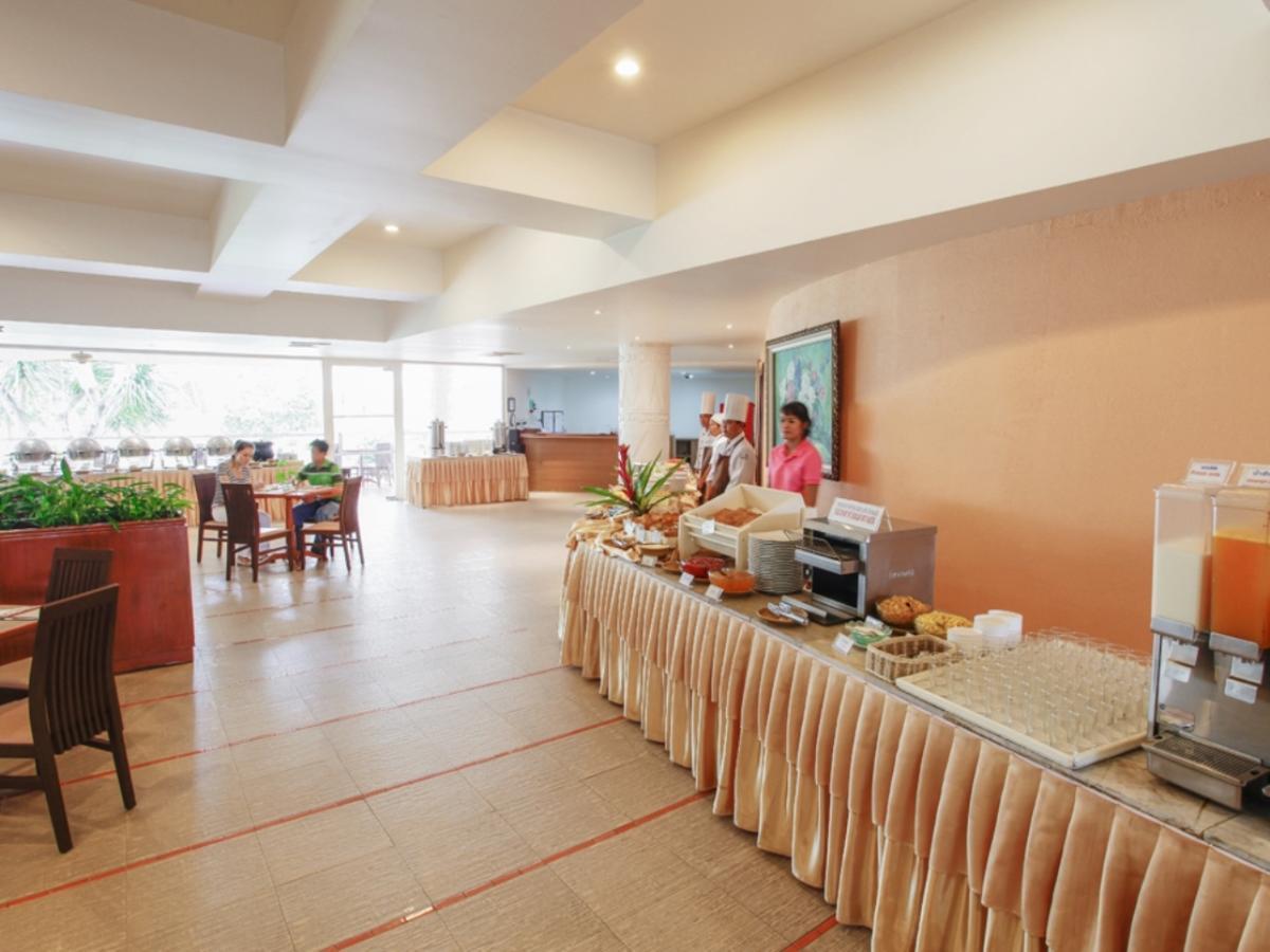 Tropicana Resort