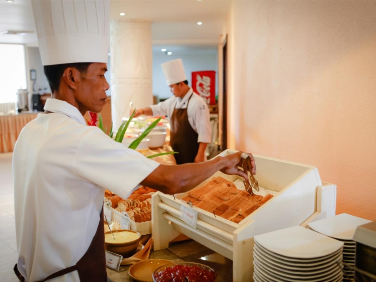 Tropicana Resort 4*