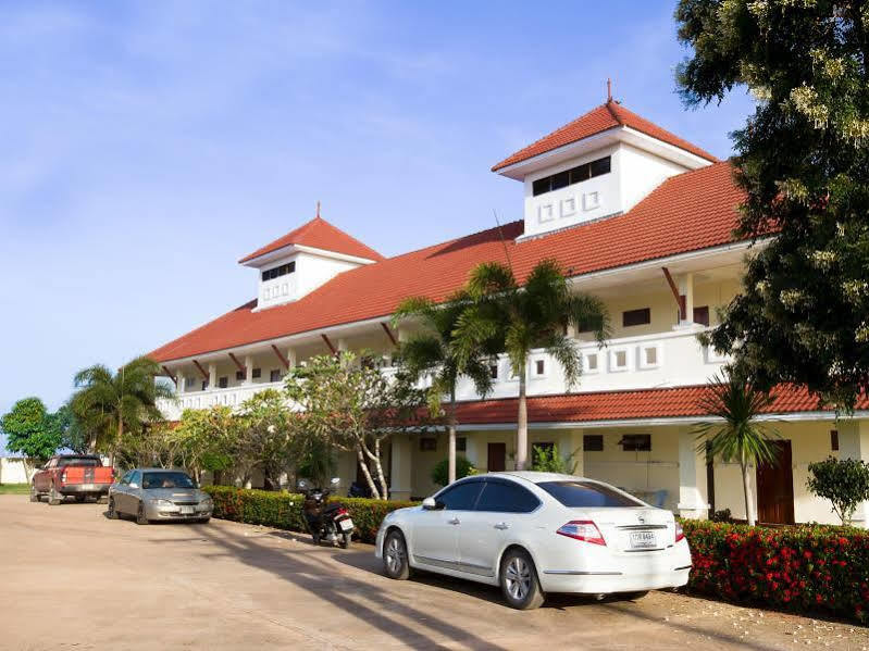Hotel Lake 2*