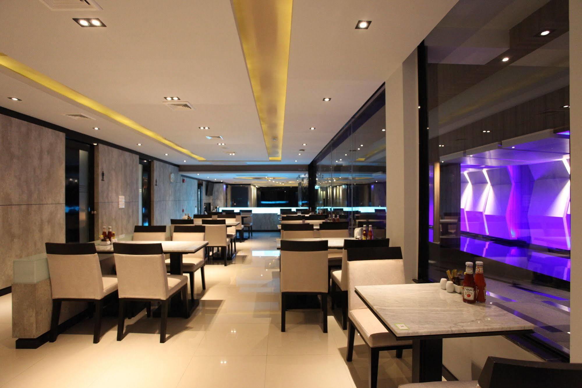 Imperial Apartment *