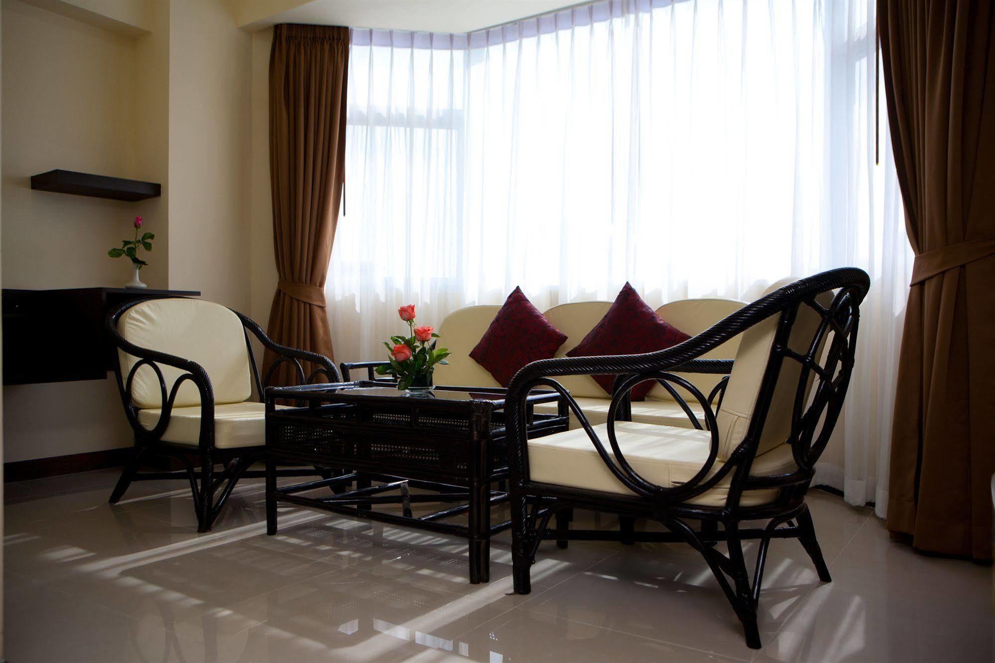 Sun Hotel