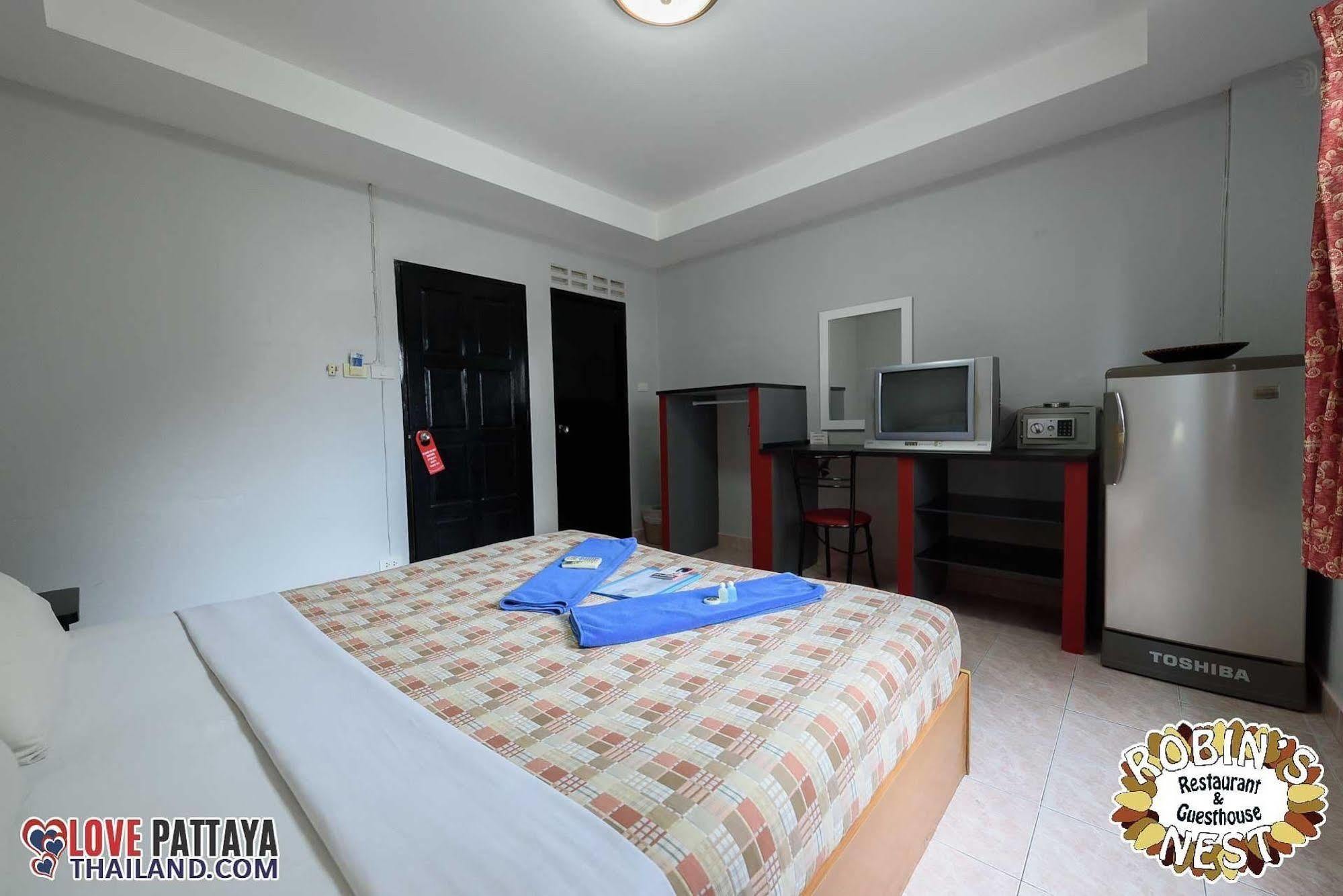 Robin's Nest & Restaurant Gasthof Pattaya
