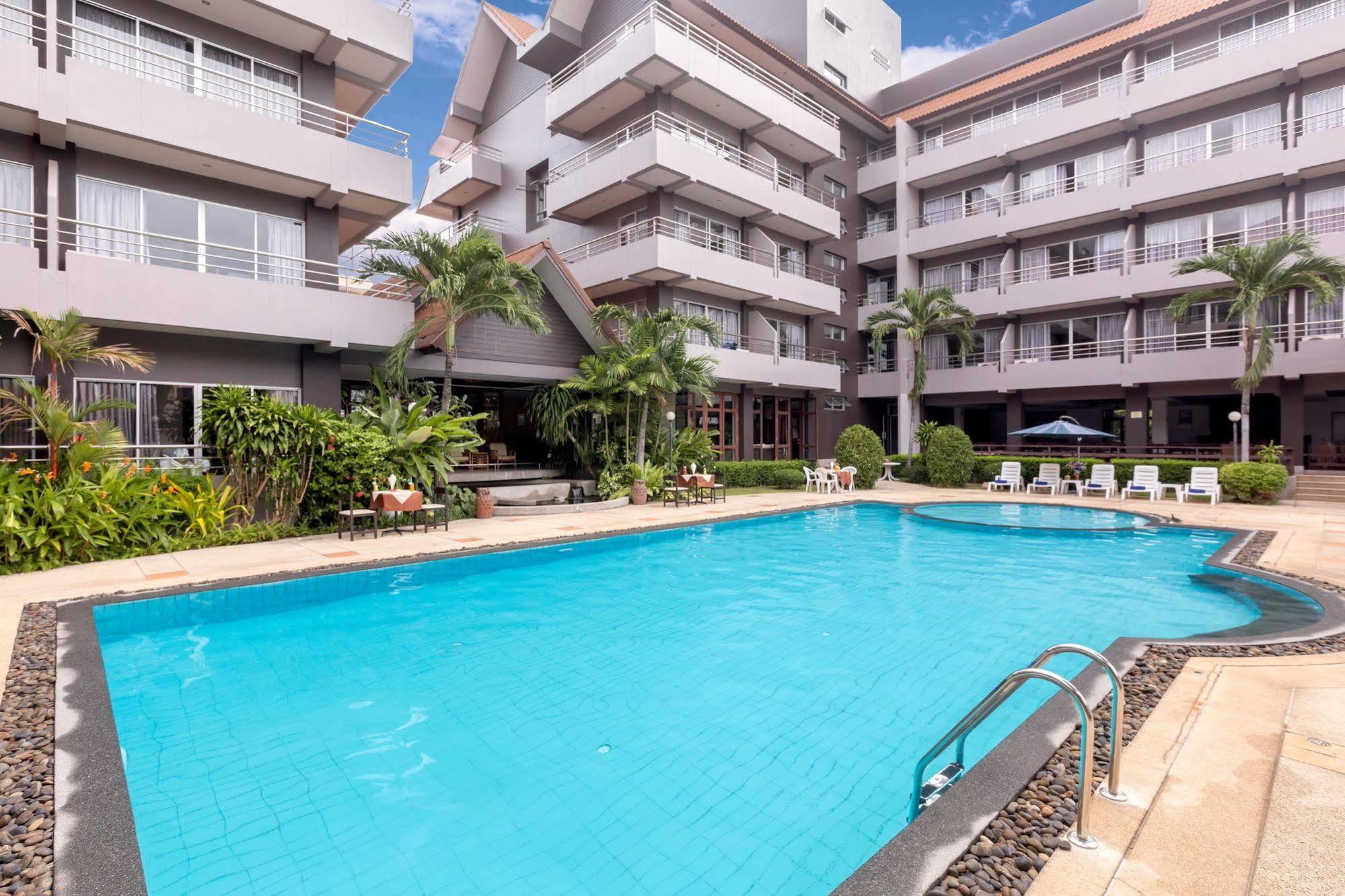 The Hotel 4*