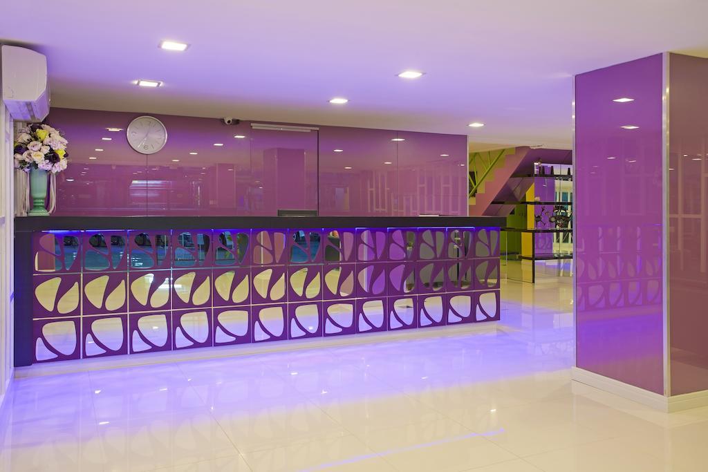 Holidays Hotel 2*