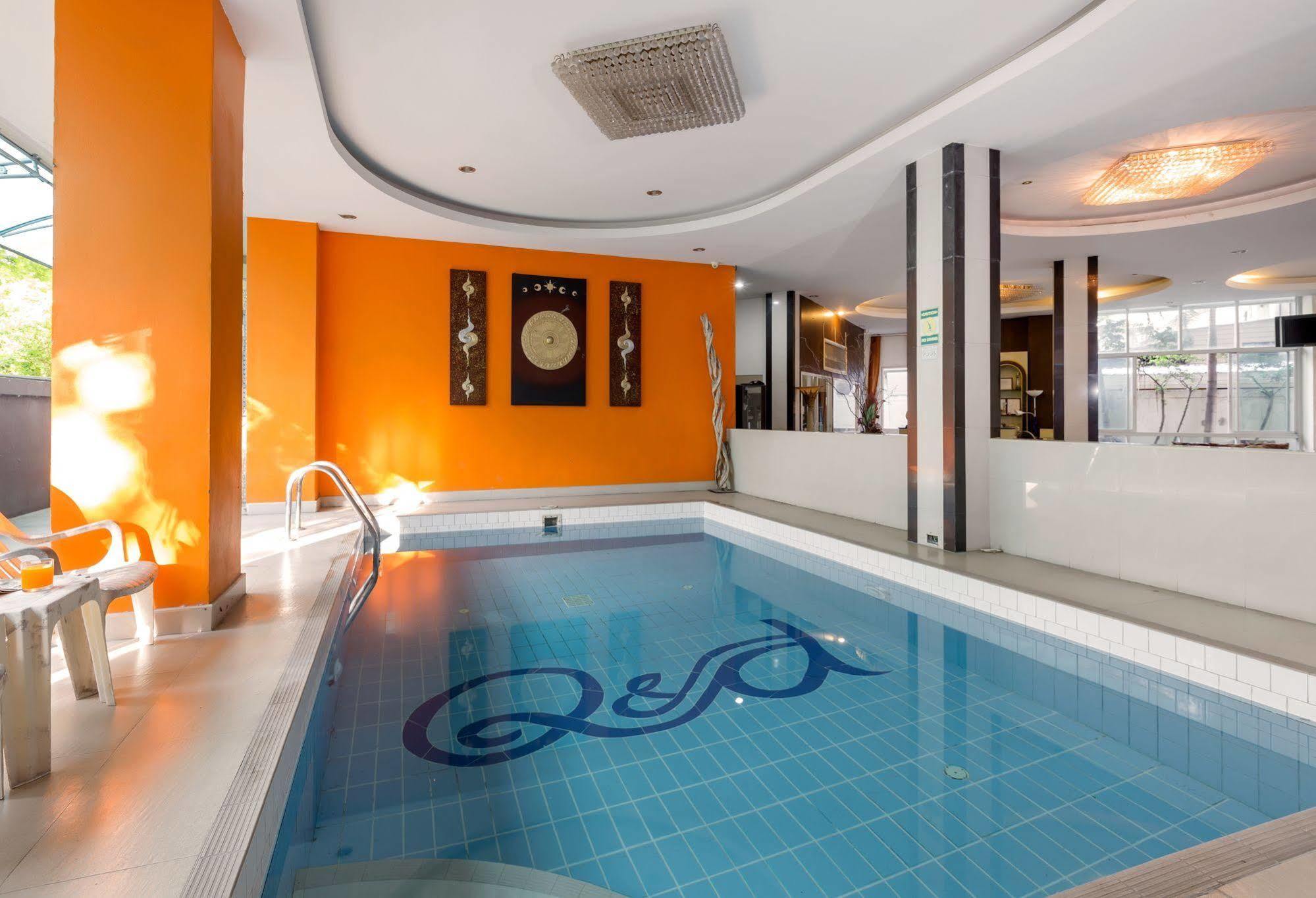 Yes O'tel By Benya Inn Pattaya