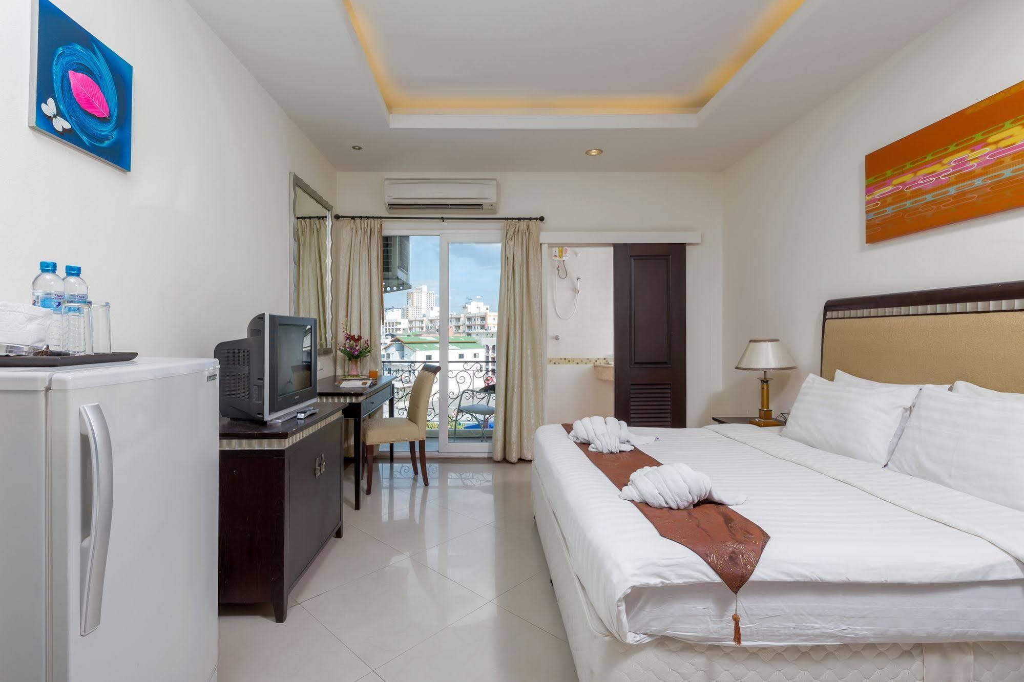โรงแรม Yes O'tel By Benya 3*