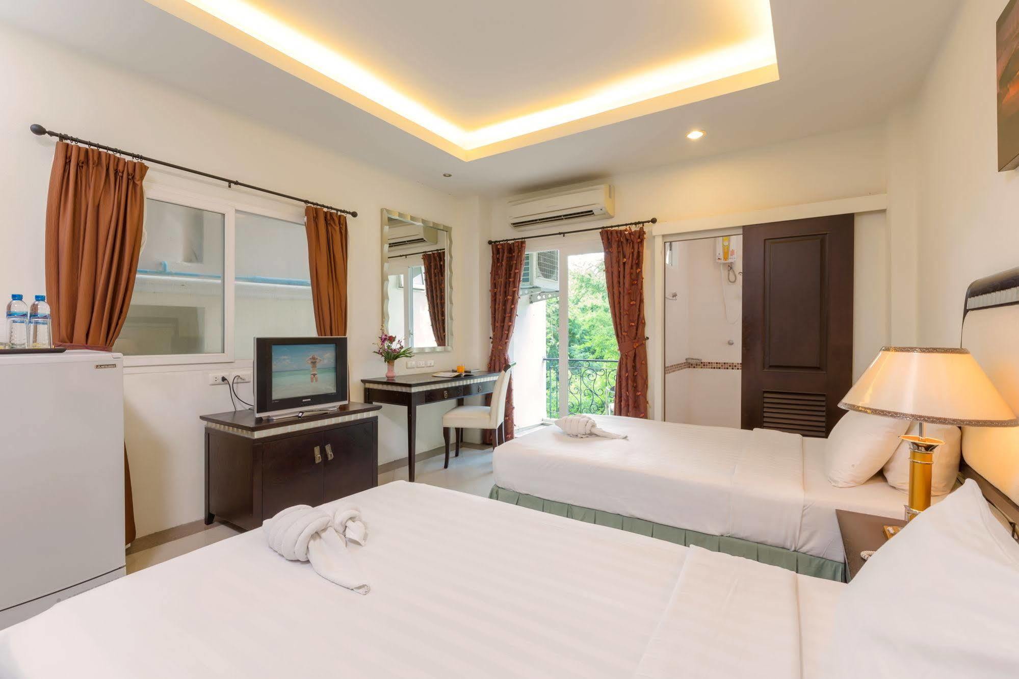 Yes O'tel By Benya 3* Pattaya