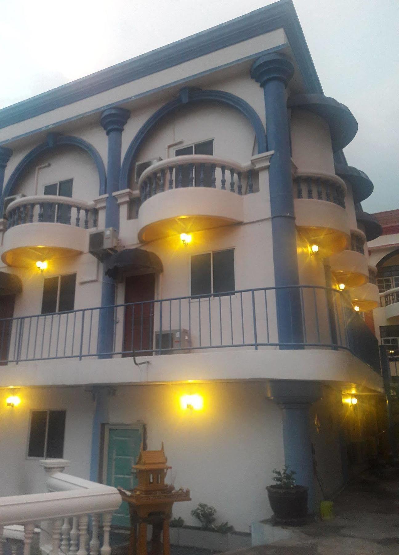 Key Bar And Rumah tetamu
