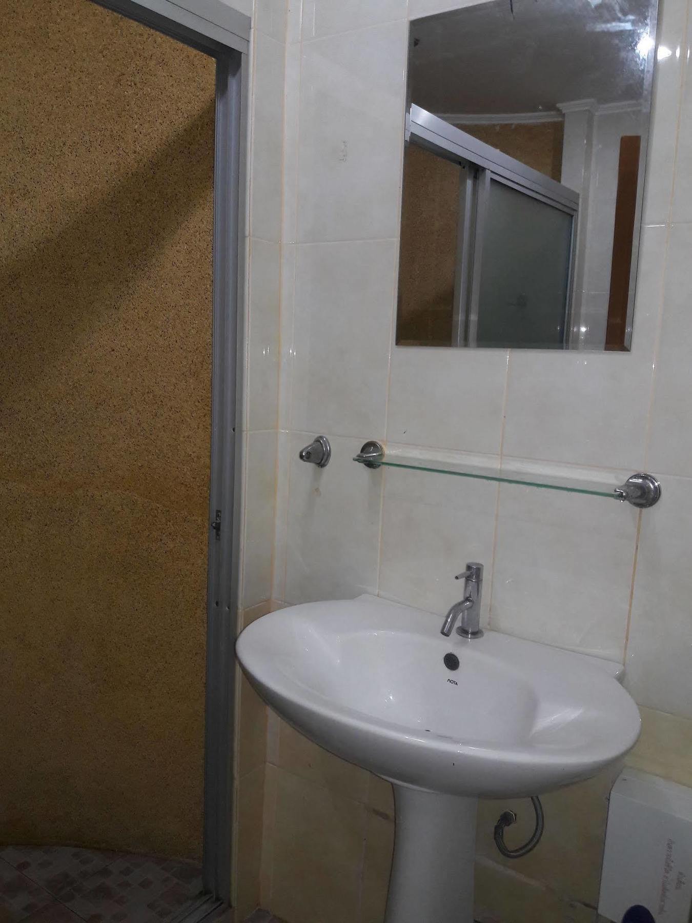 Rumah tetamu Key Bar And
