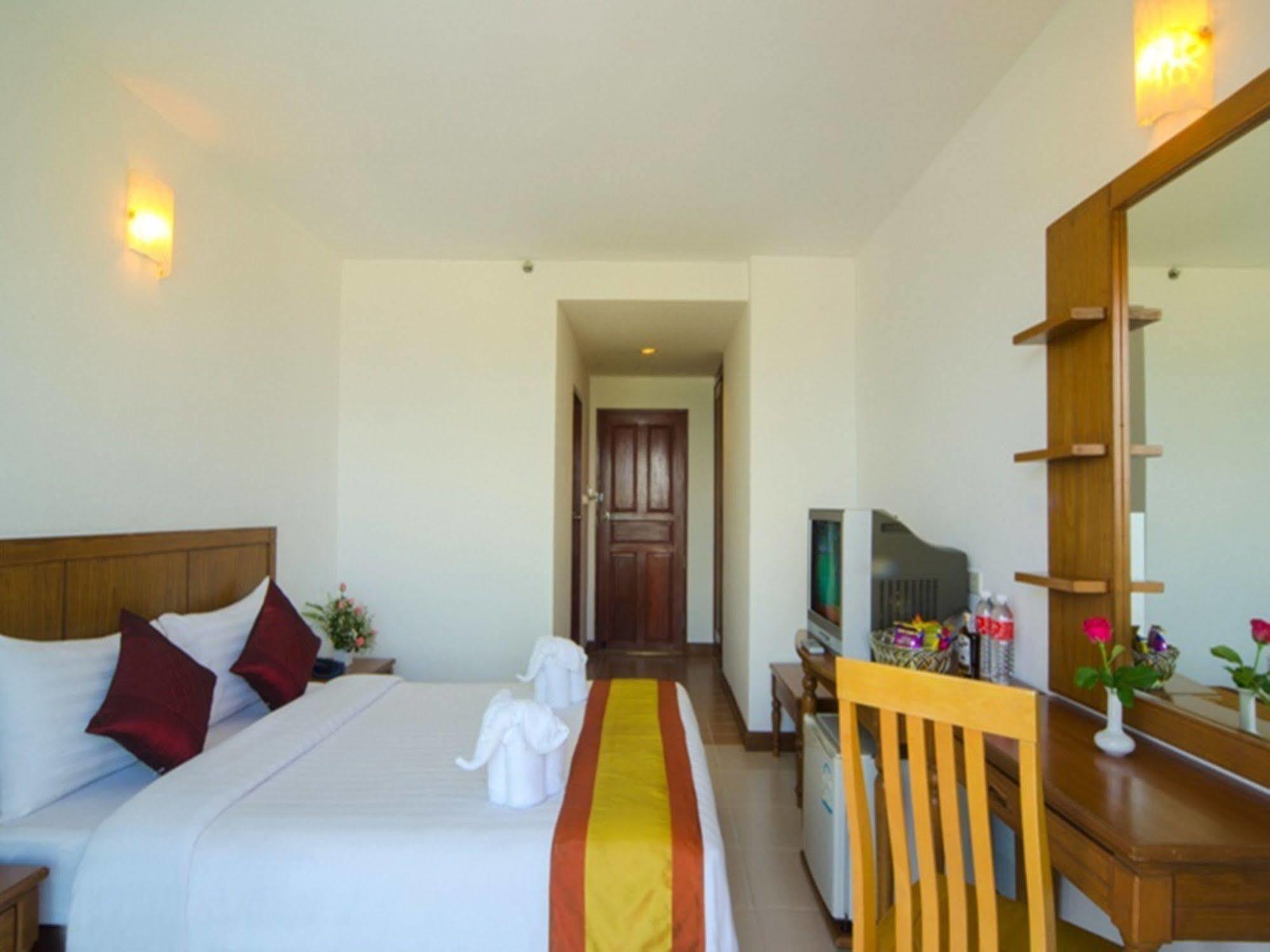 Hotel Eastiny Seven Pattaya