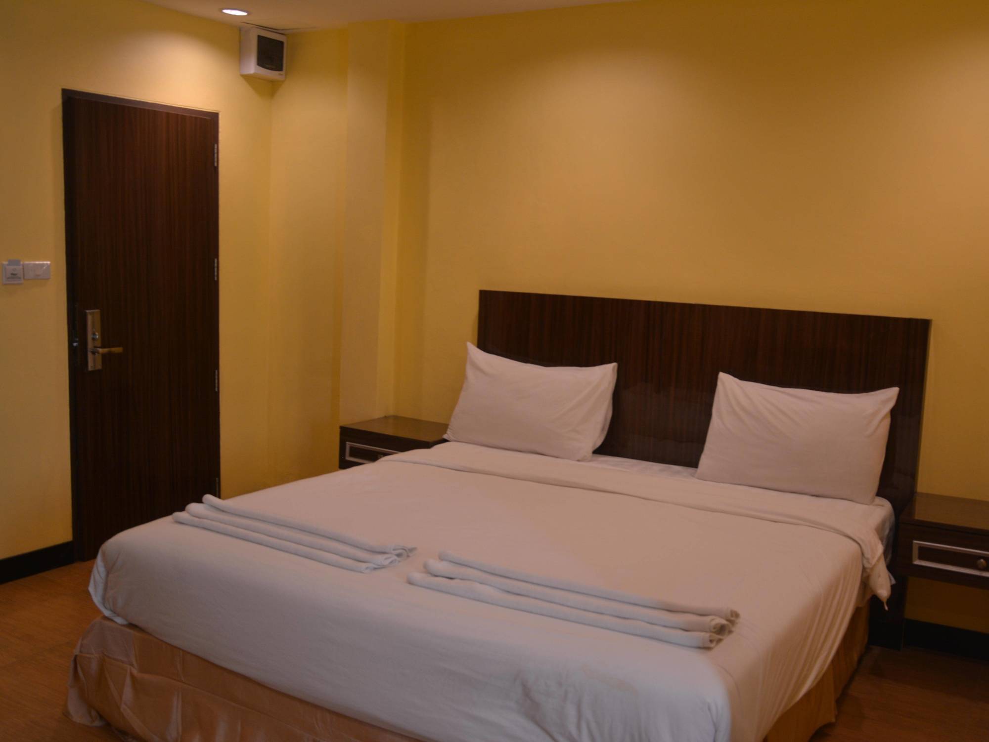 Taj Place Residency Hotel