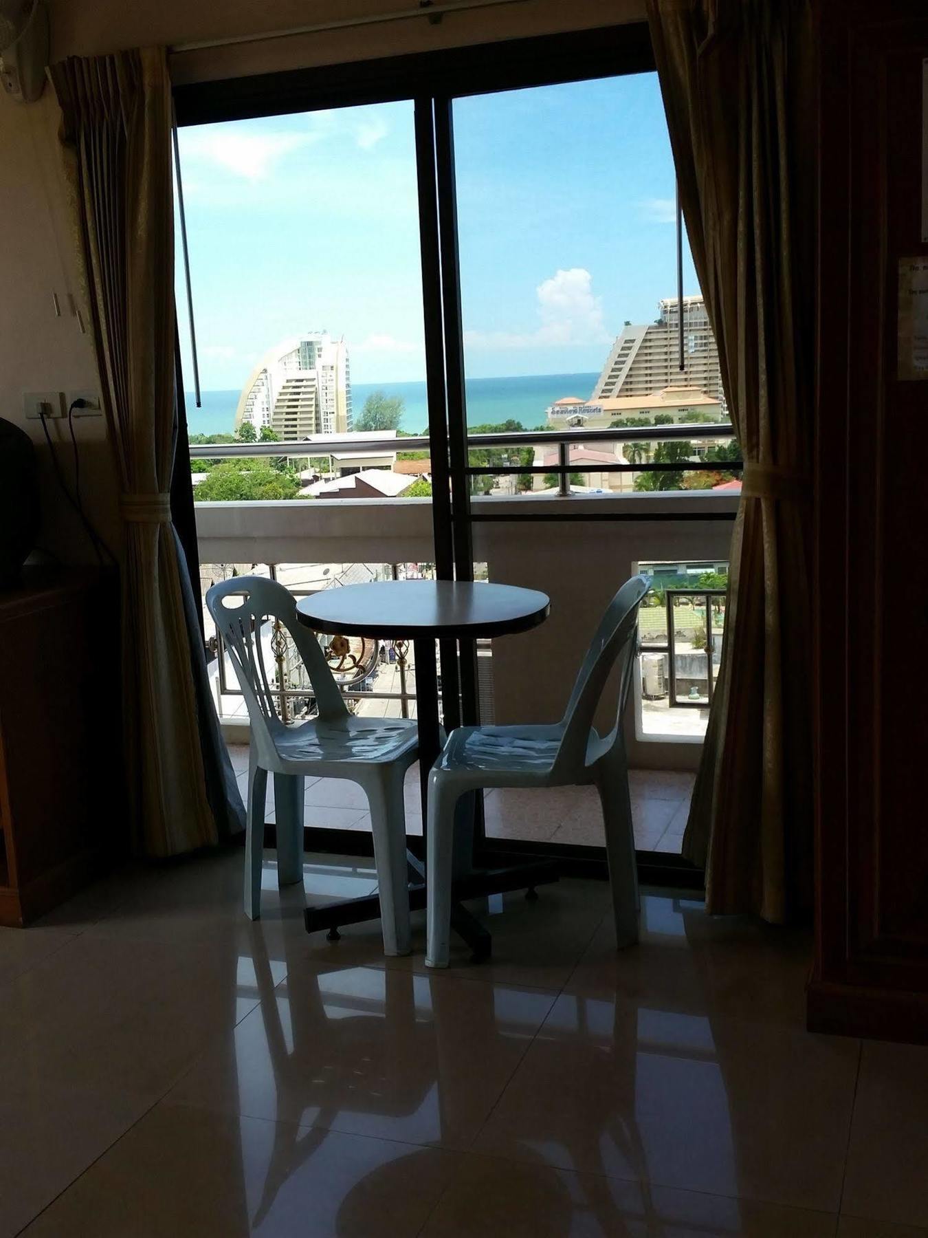 Tassanee Garden Pattaya