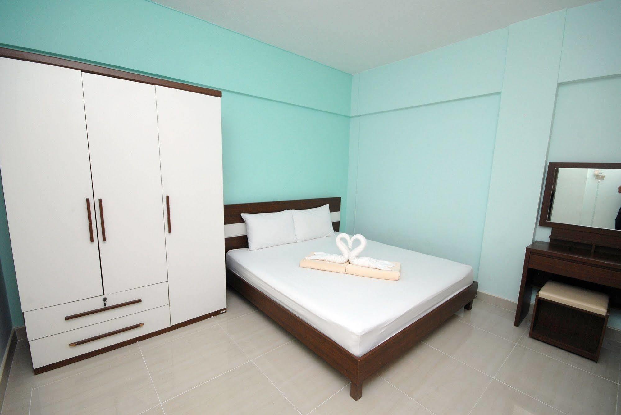 Cozy Loft Hostel Pattaya