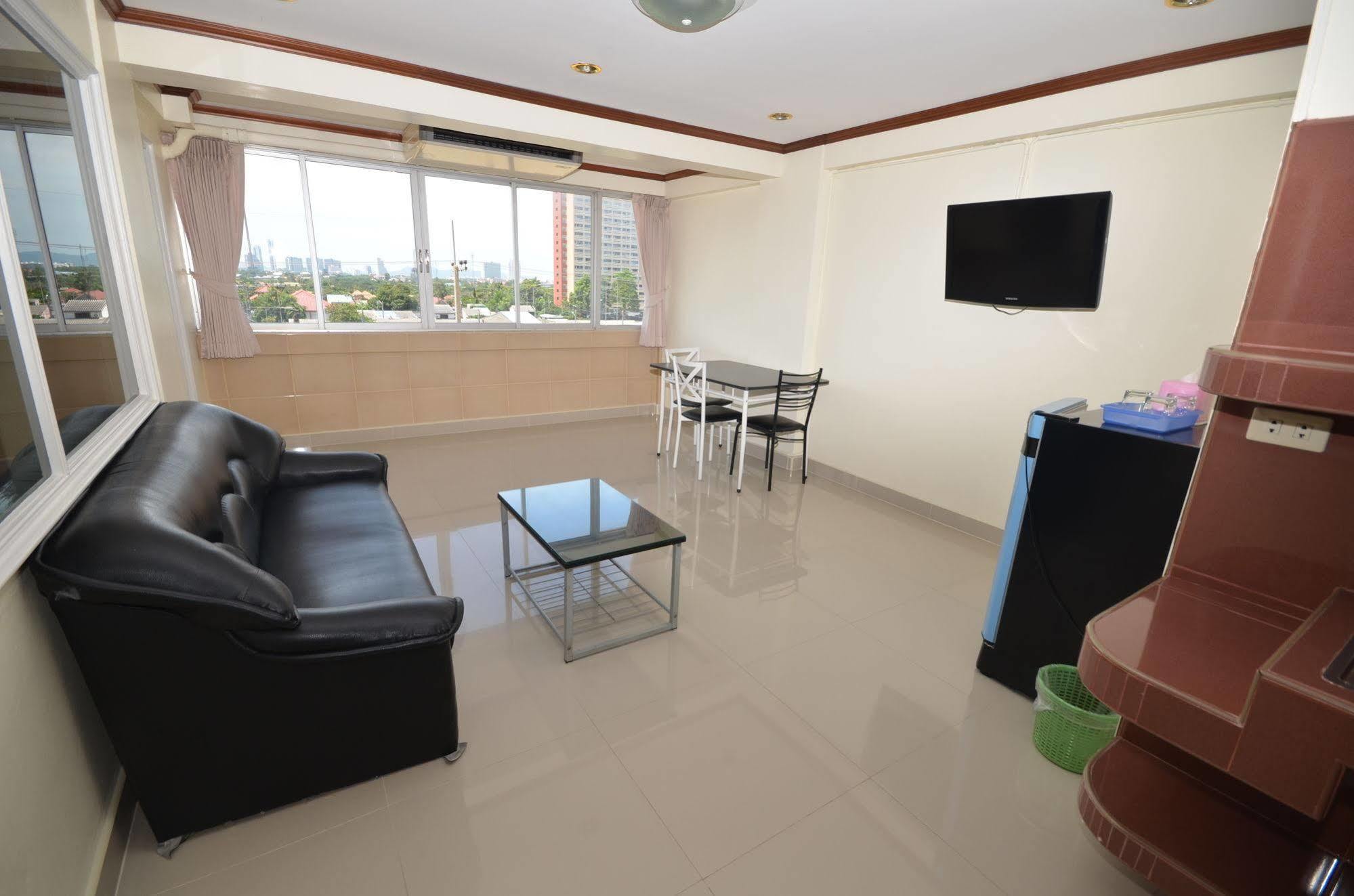 Hostel Cozy Loft Pattaya