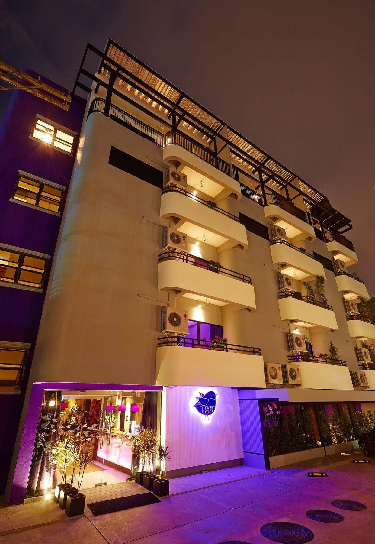 Hotel The Weekend