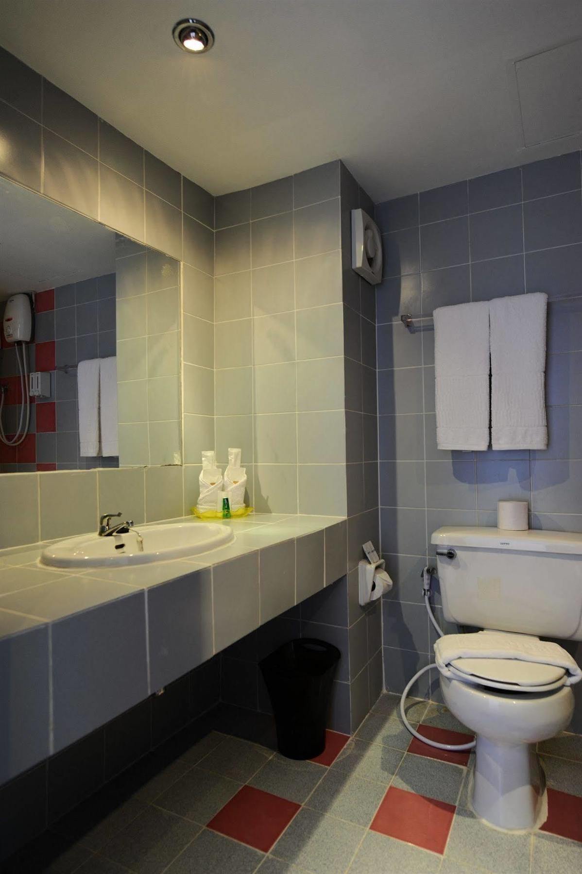 Hotel Angket Hip