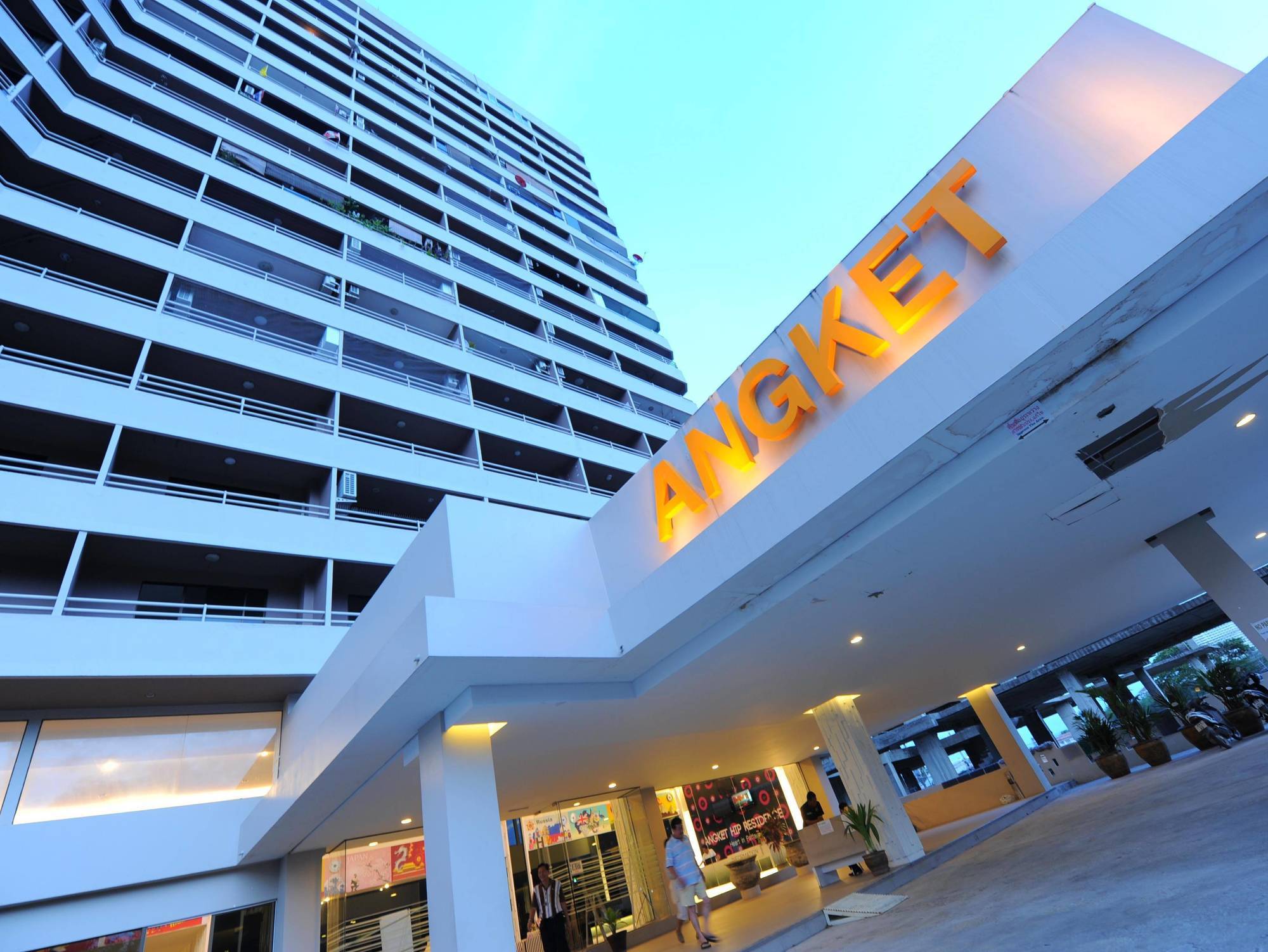 Angket Hip Pattaya