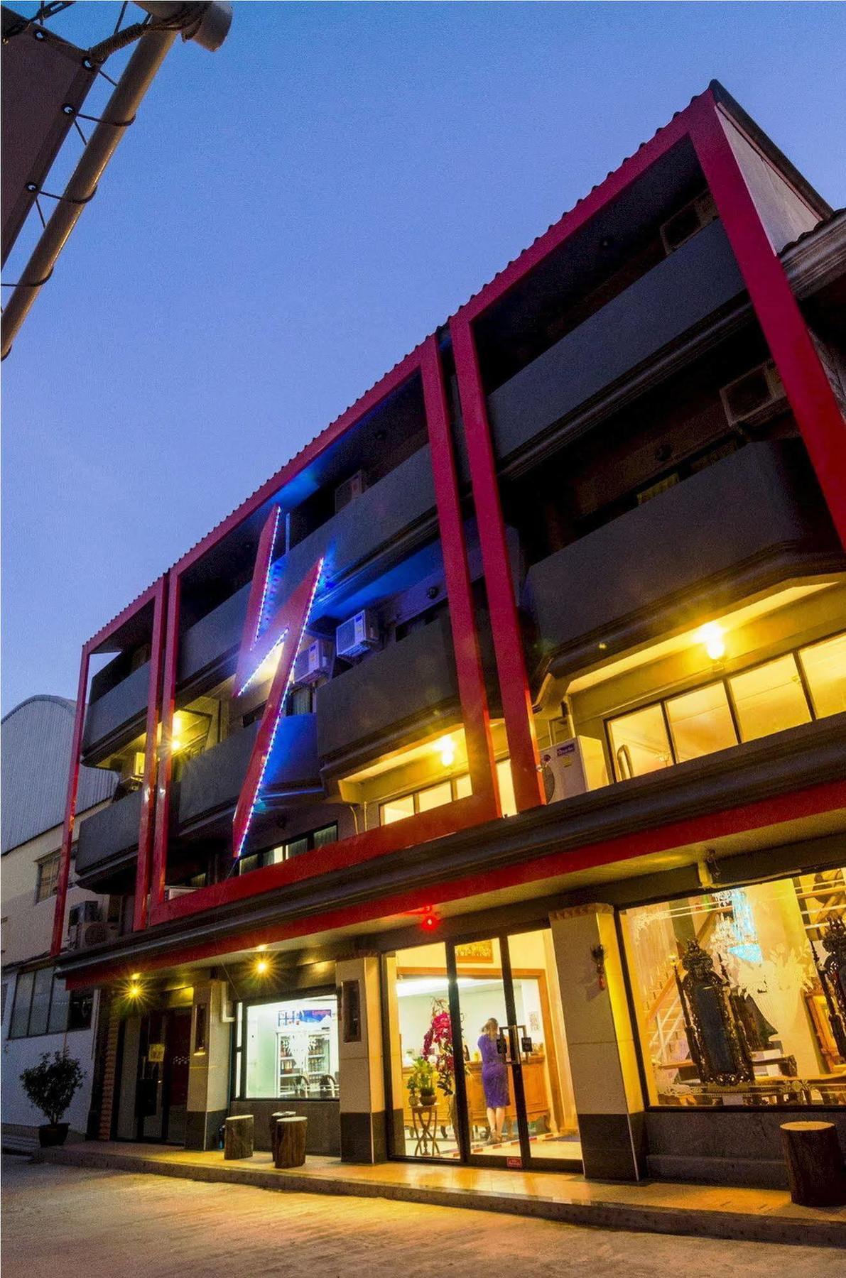 Hotel Khunsri Art Boutique Pattaya