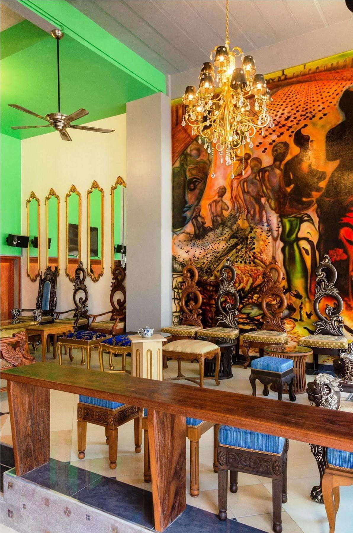 Khunsri Art Boutique Pattaya