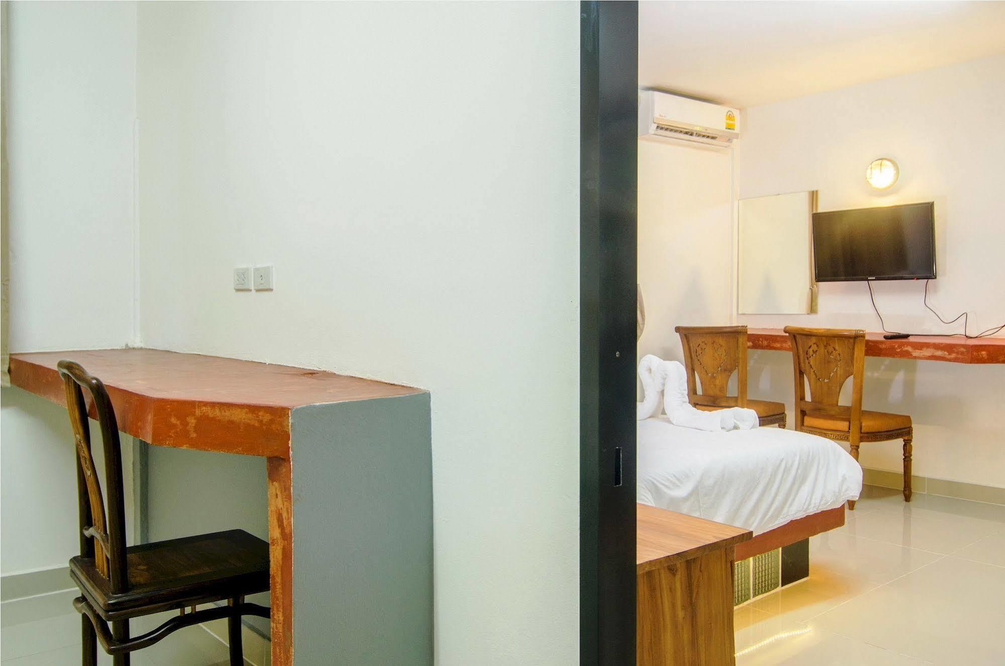 Khunsri Art Boutique Hotel
