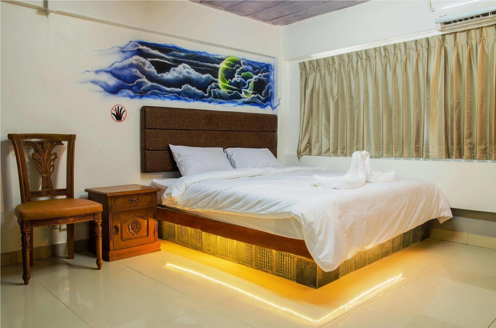 Khunsri Art Boutique 3*