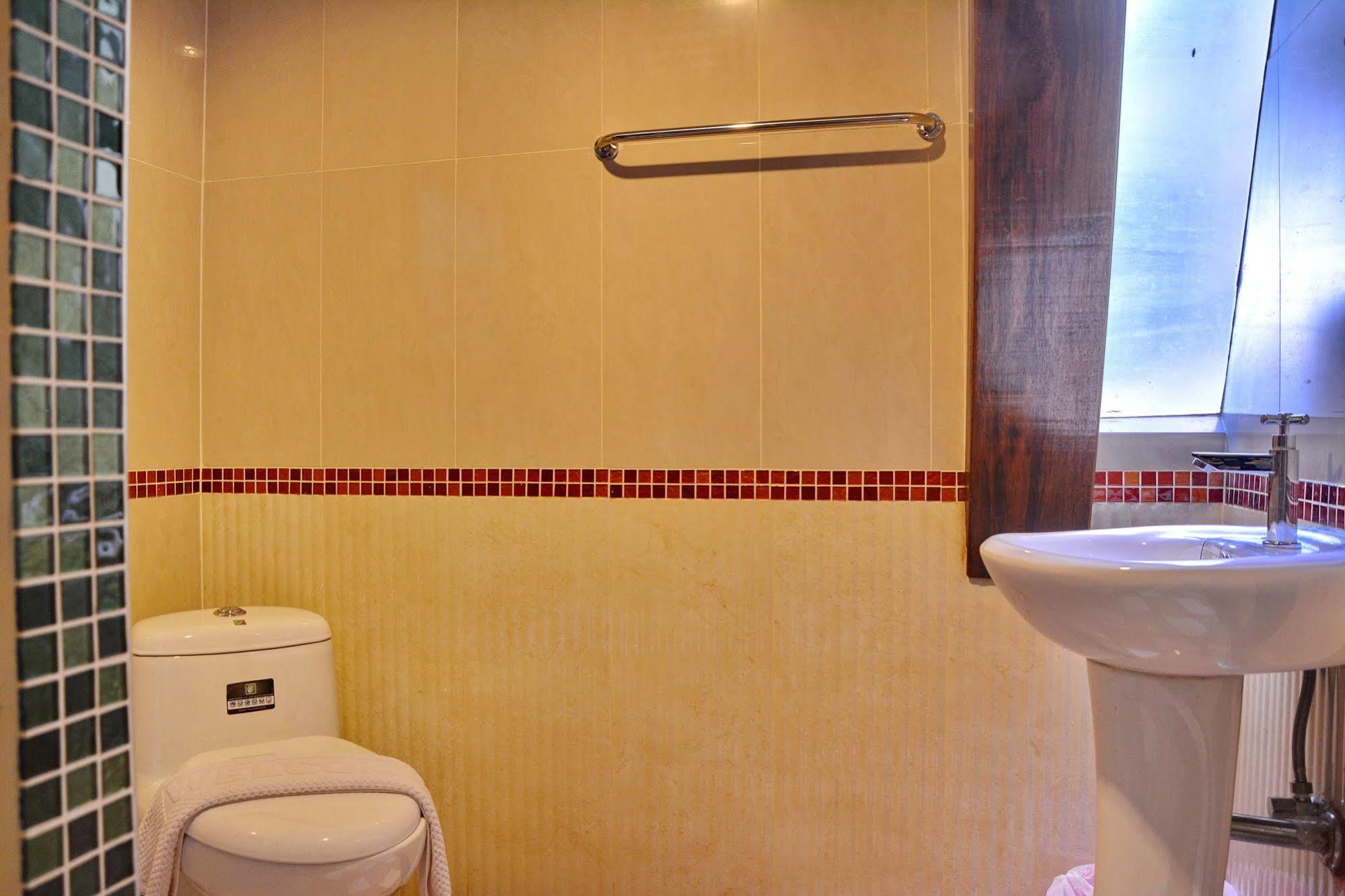 Hotel Khunsri Art Boutique