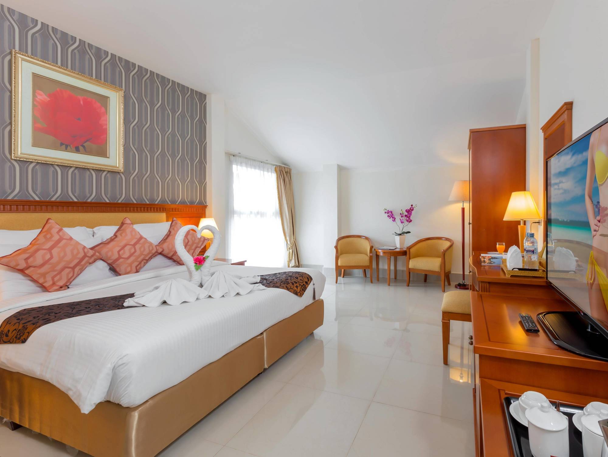 The Golden Boutique And 3* Pattaya