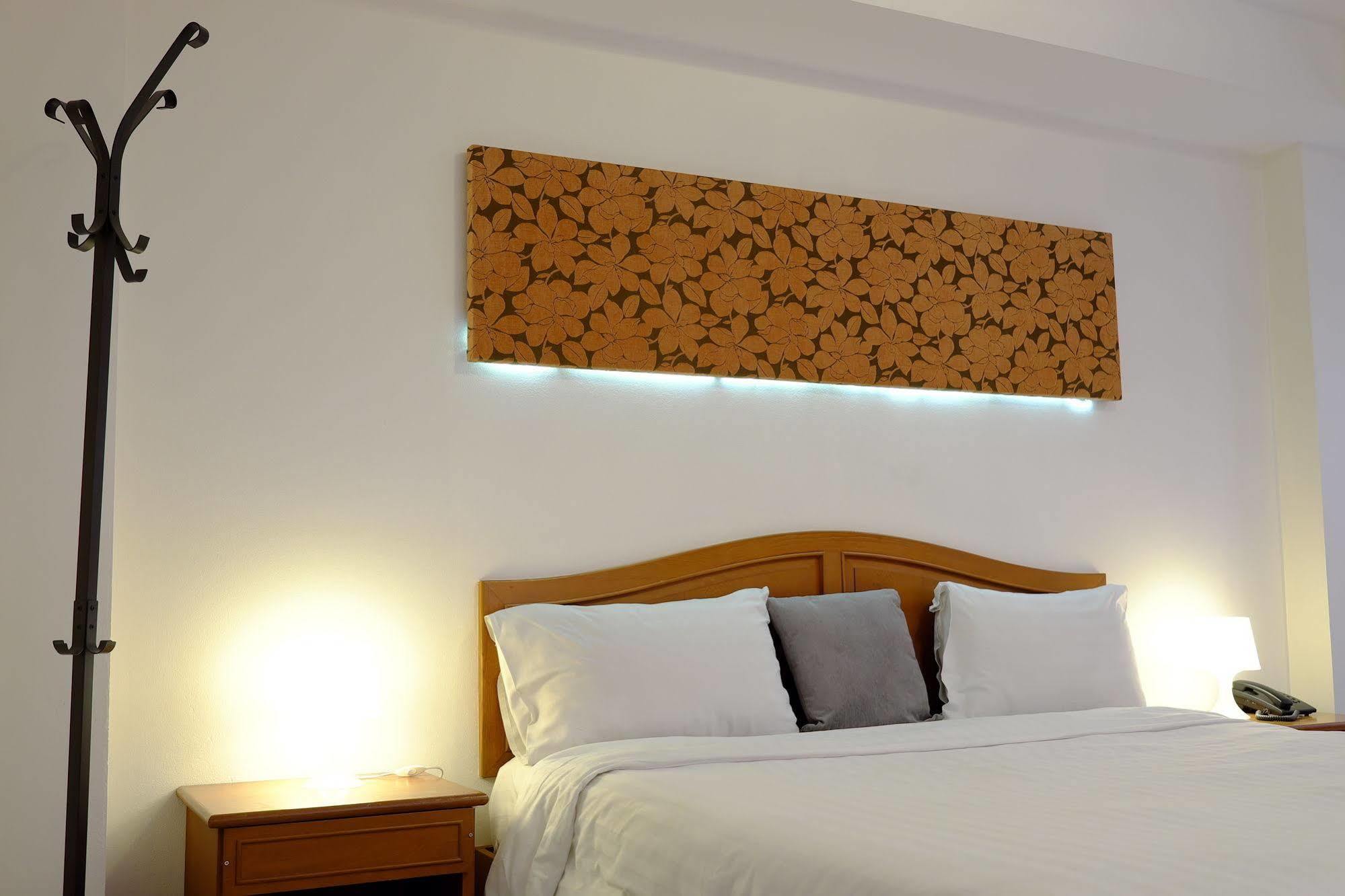 Pj 2* Pattaya
