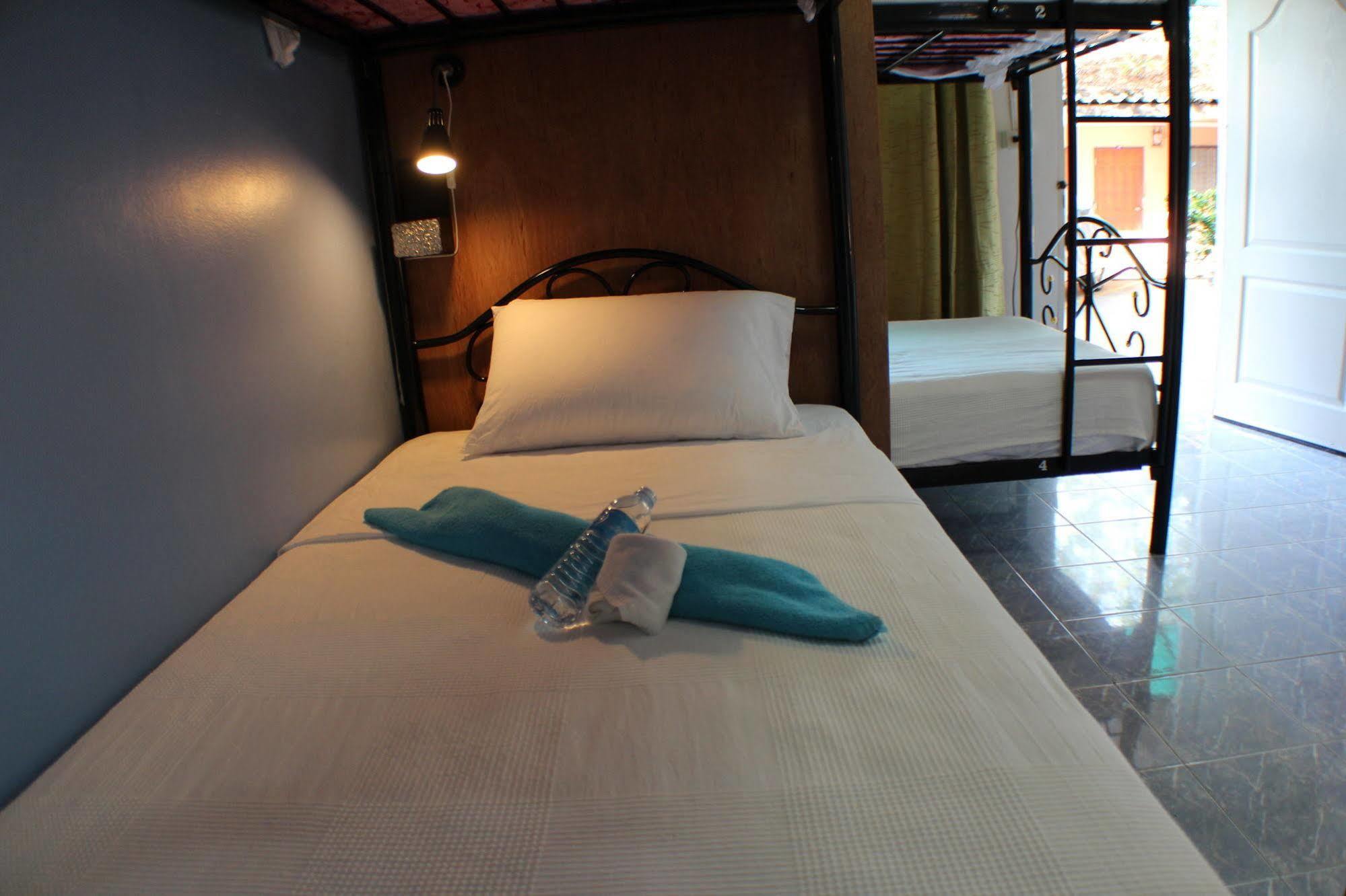 Oyo 838 Aromdee Hotel Pattaya