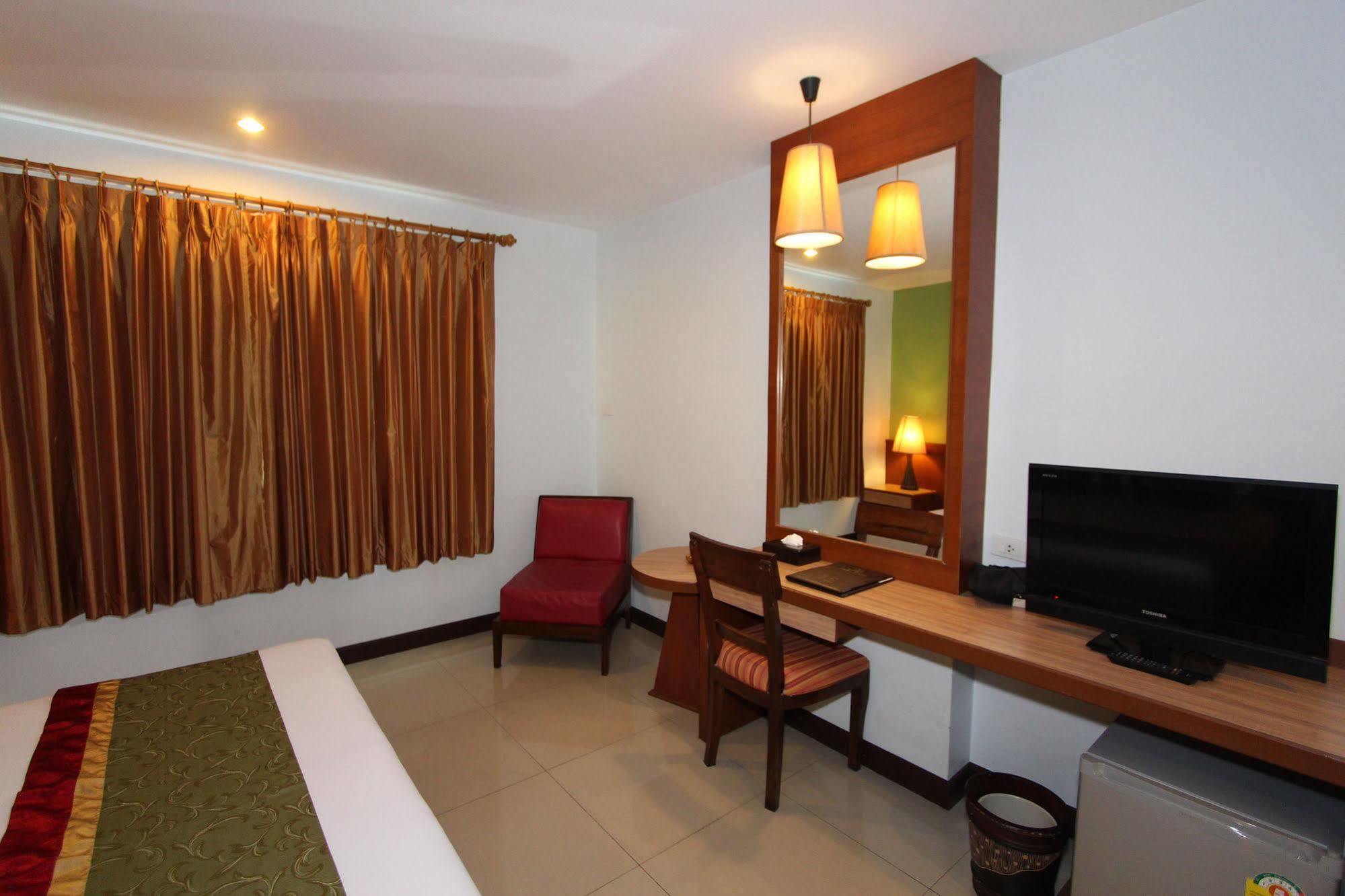 โรงแรม Sabai Sabana 4*
