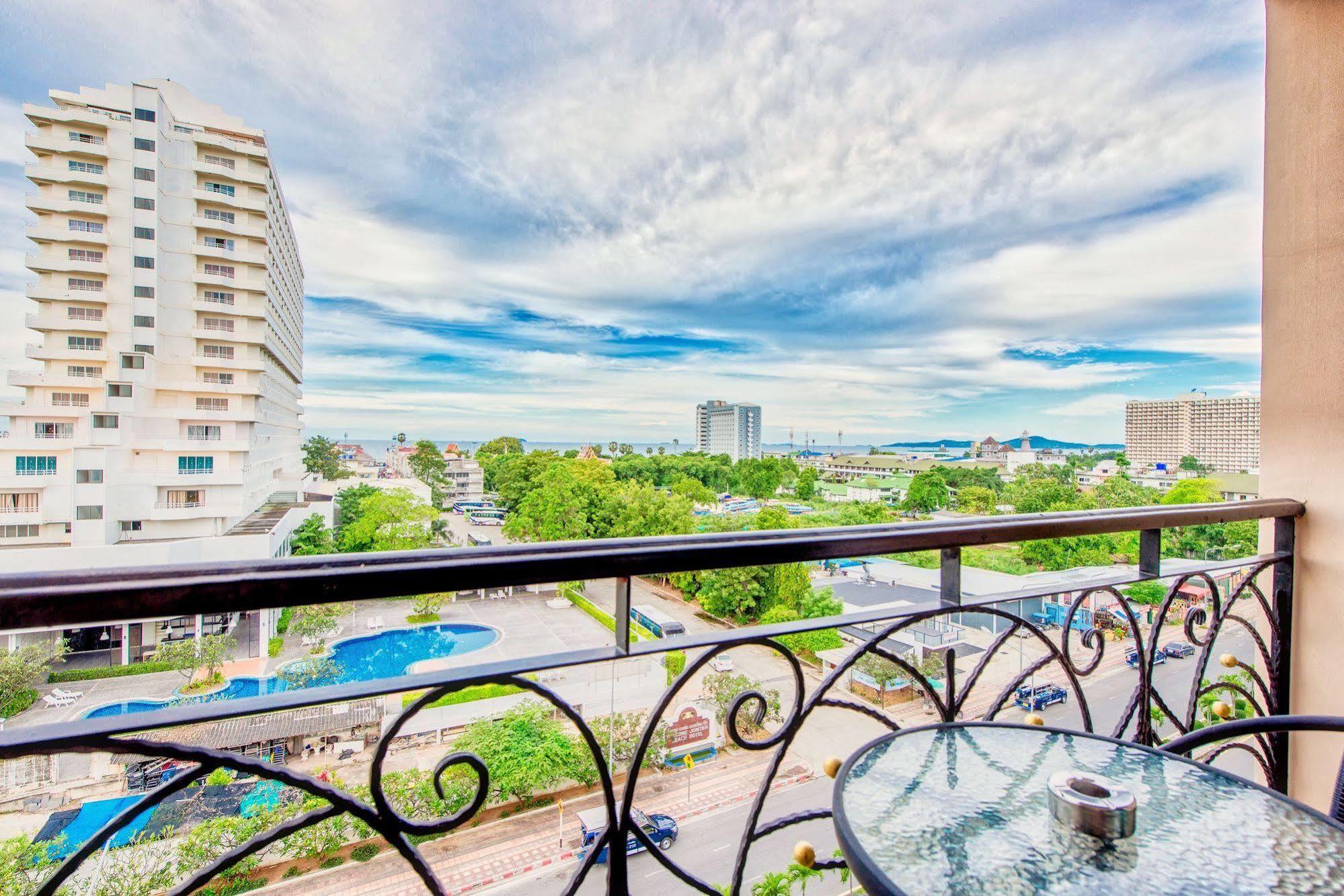 Atlantis Jomtien Pattaya