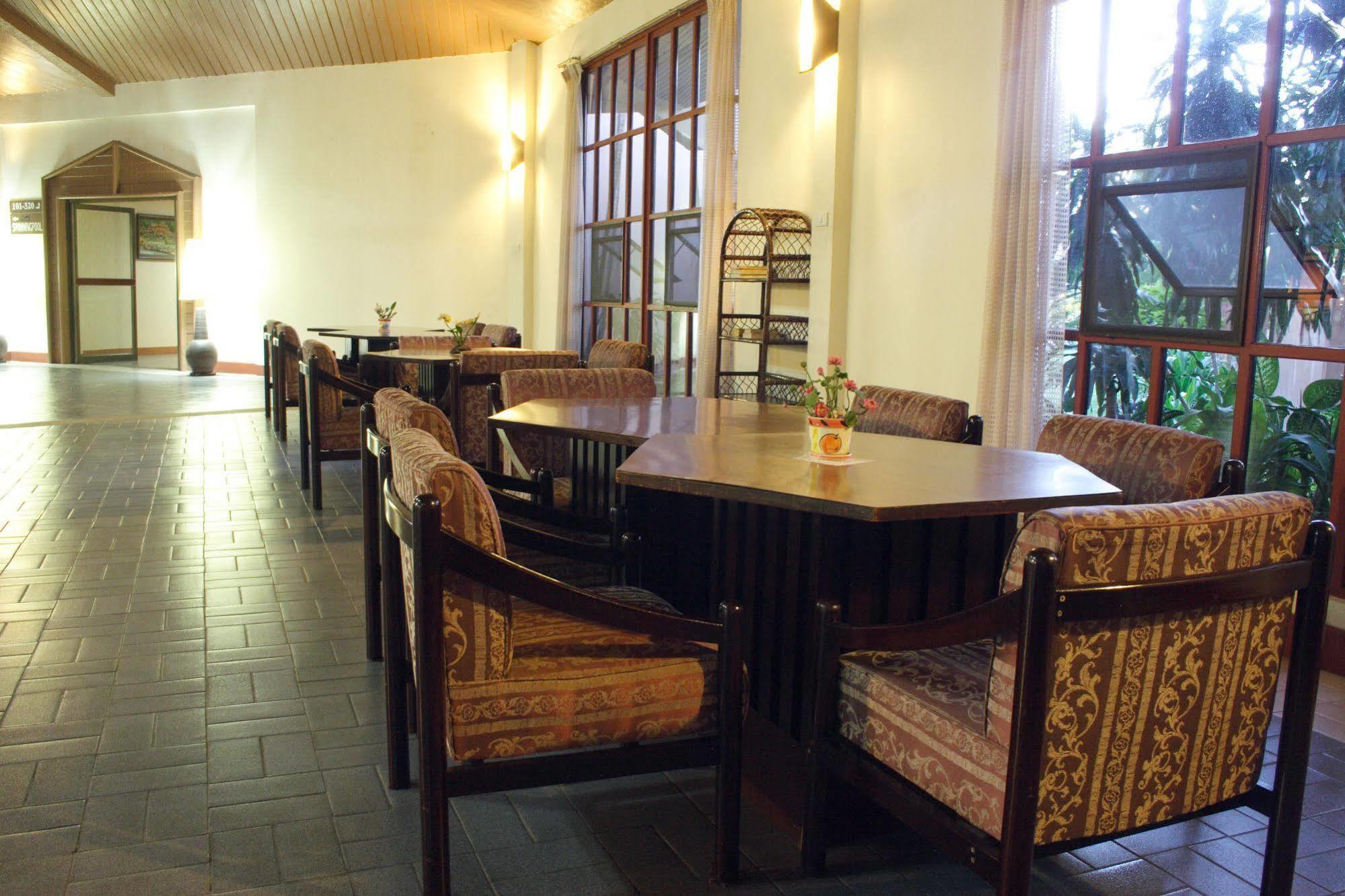 Palm Garden Hotel 3*