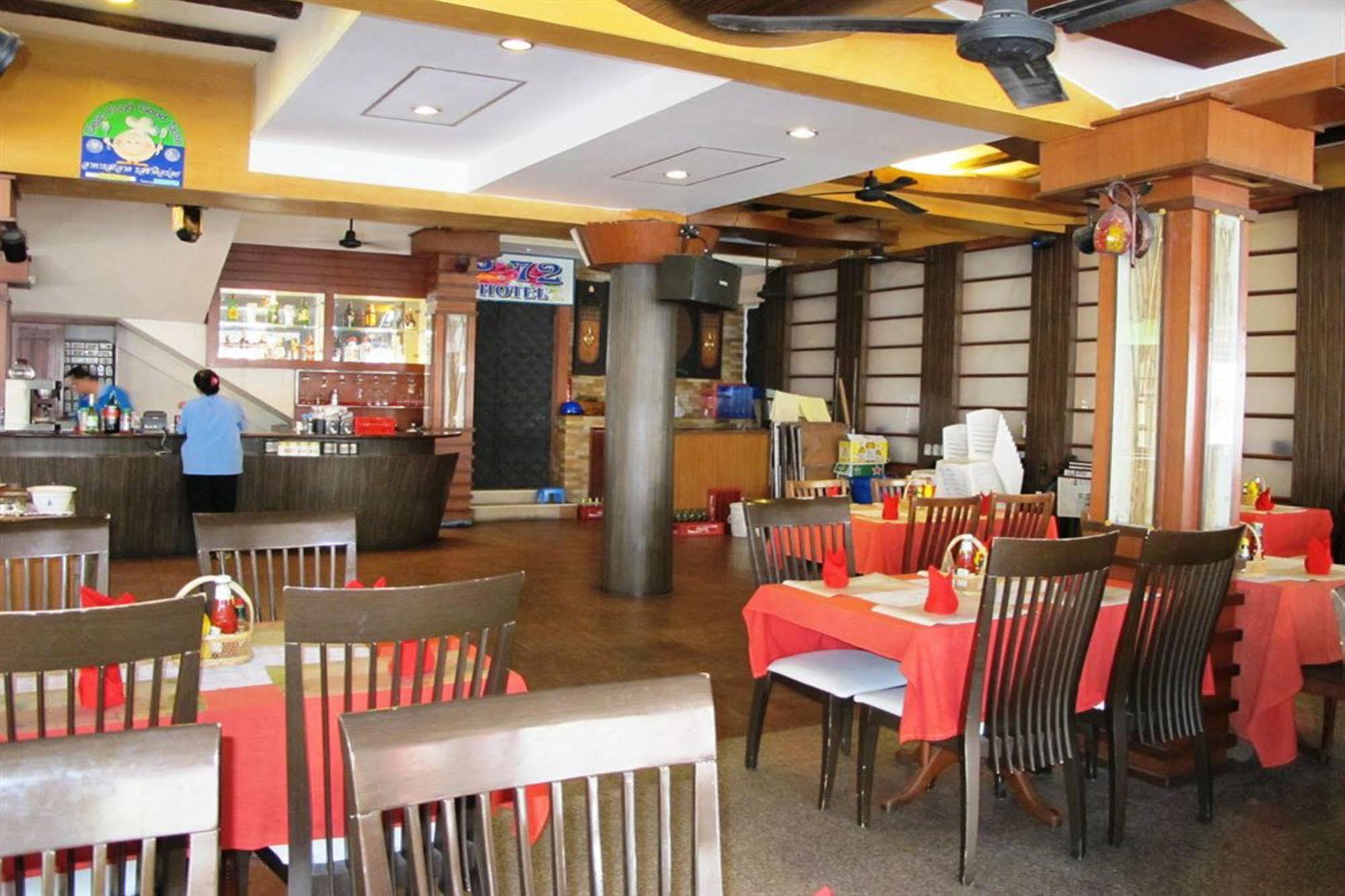 P72 Hotel 2*