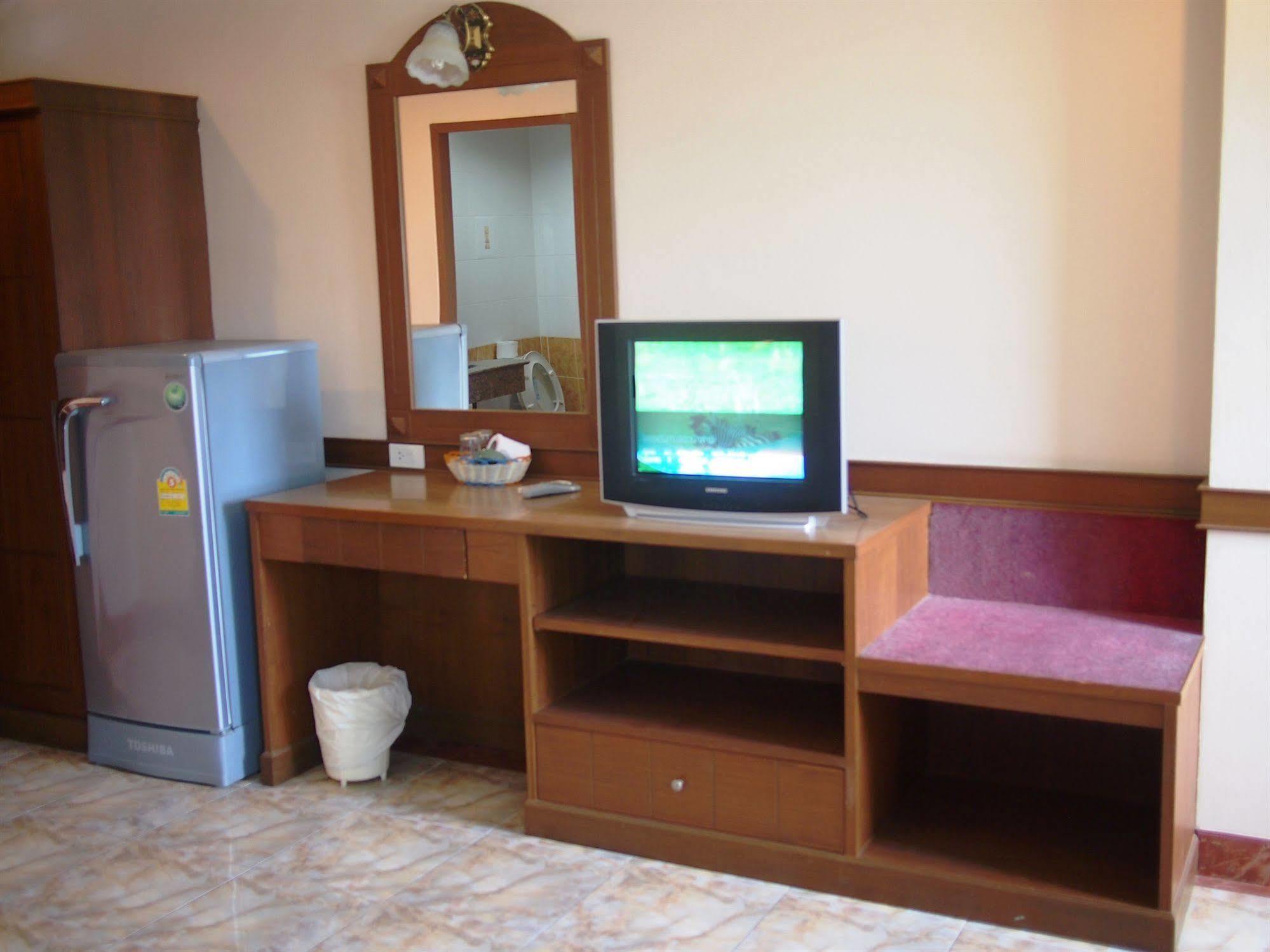 Apartment Navin Mansion 3