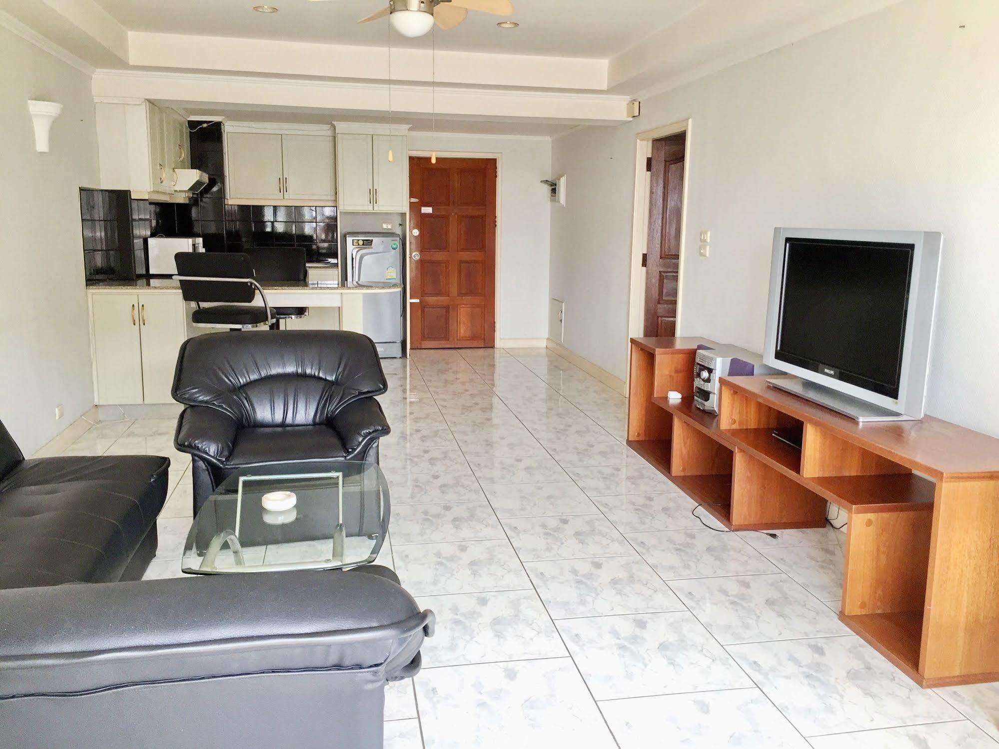 Aparthotel Yensabai Condotel Pattaya
