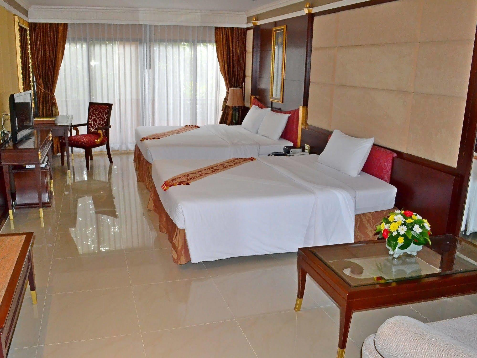 Fairtex Express 3* Pattaya