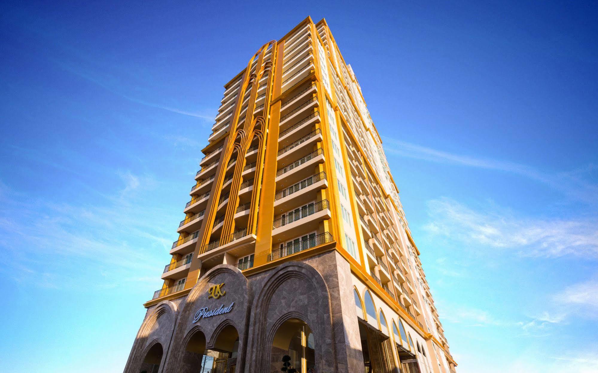 Hotel Lk President