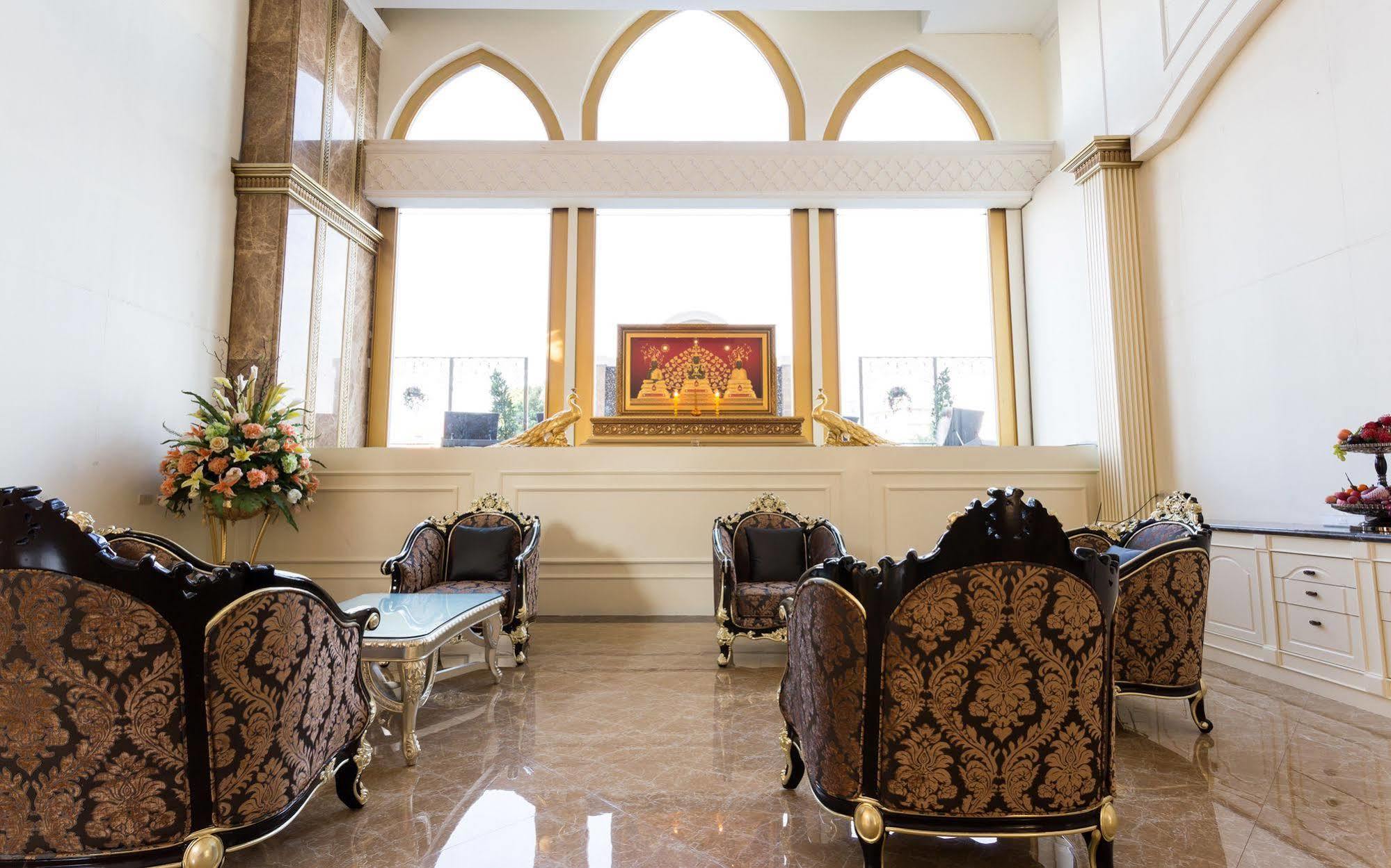 Lk President Hotel