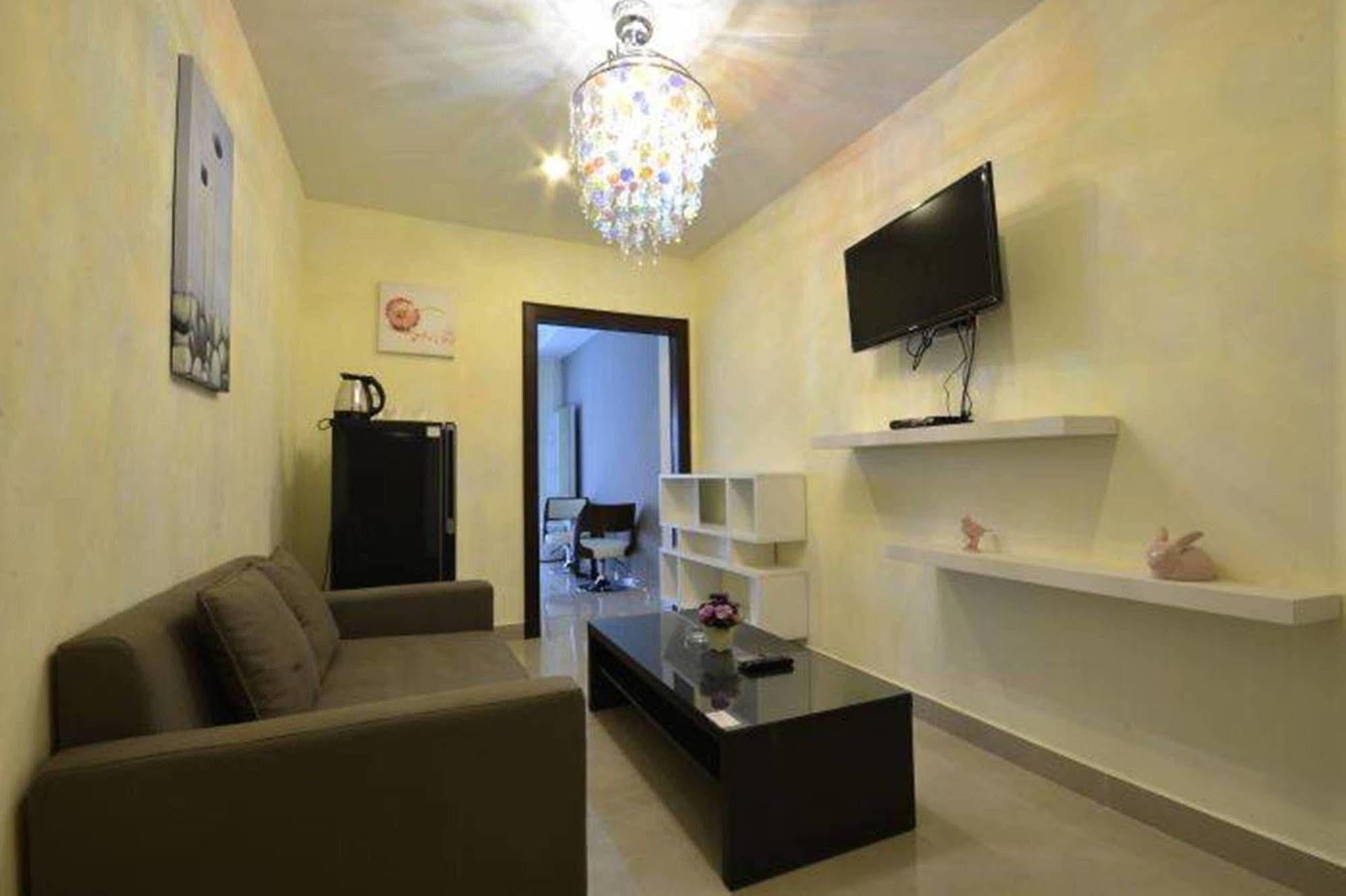 Hotel Royal Q & D 3*