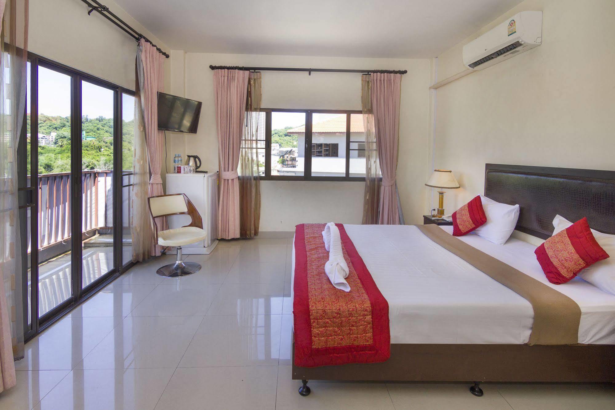 Royal Q & D 3* Pattaya